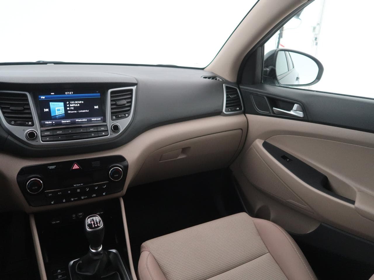 2016 Hyundai TUCSON - 11