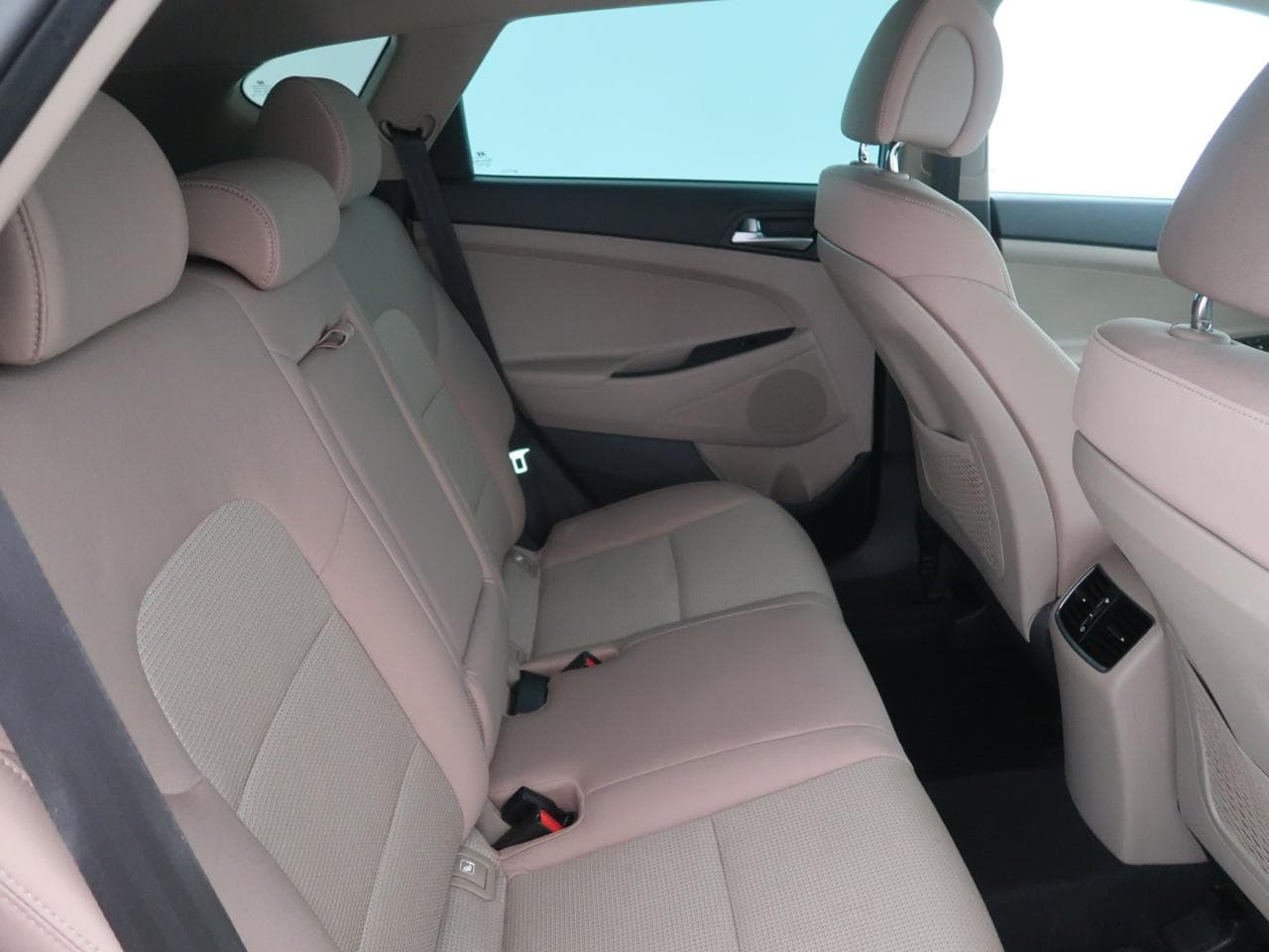 2016 Hyundai TUCSON - 13