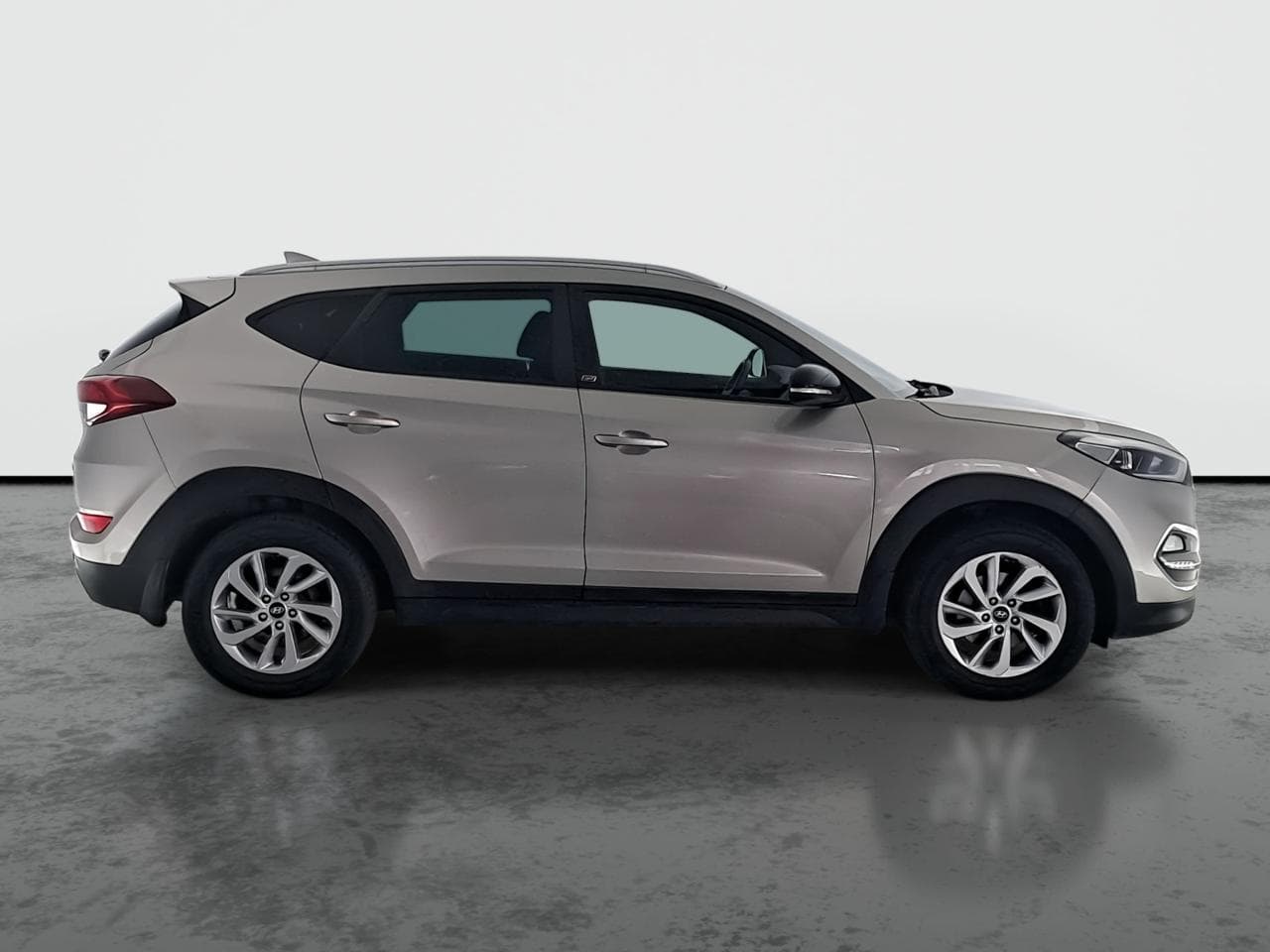 2018 Hyundai TUCSON - 8