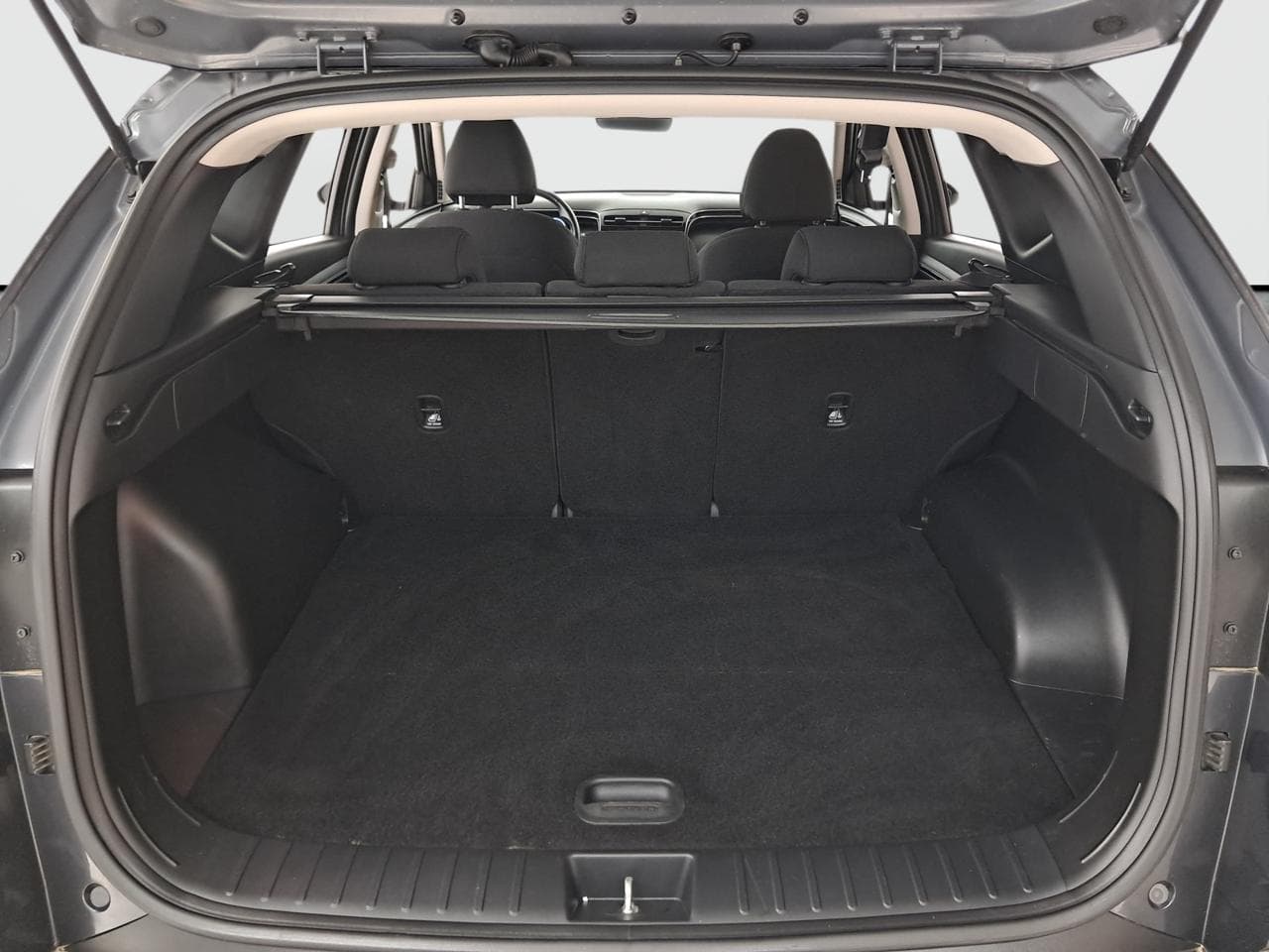 2022 Hyundai TUCSON - 19