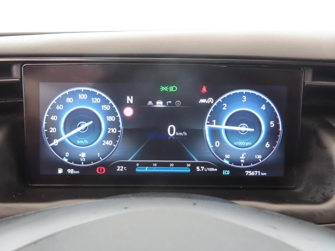 2022 Hyundai TUCSON - 17