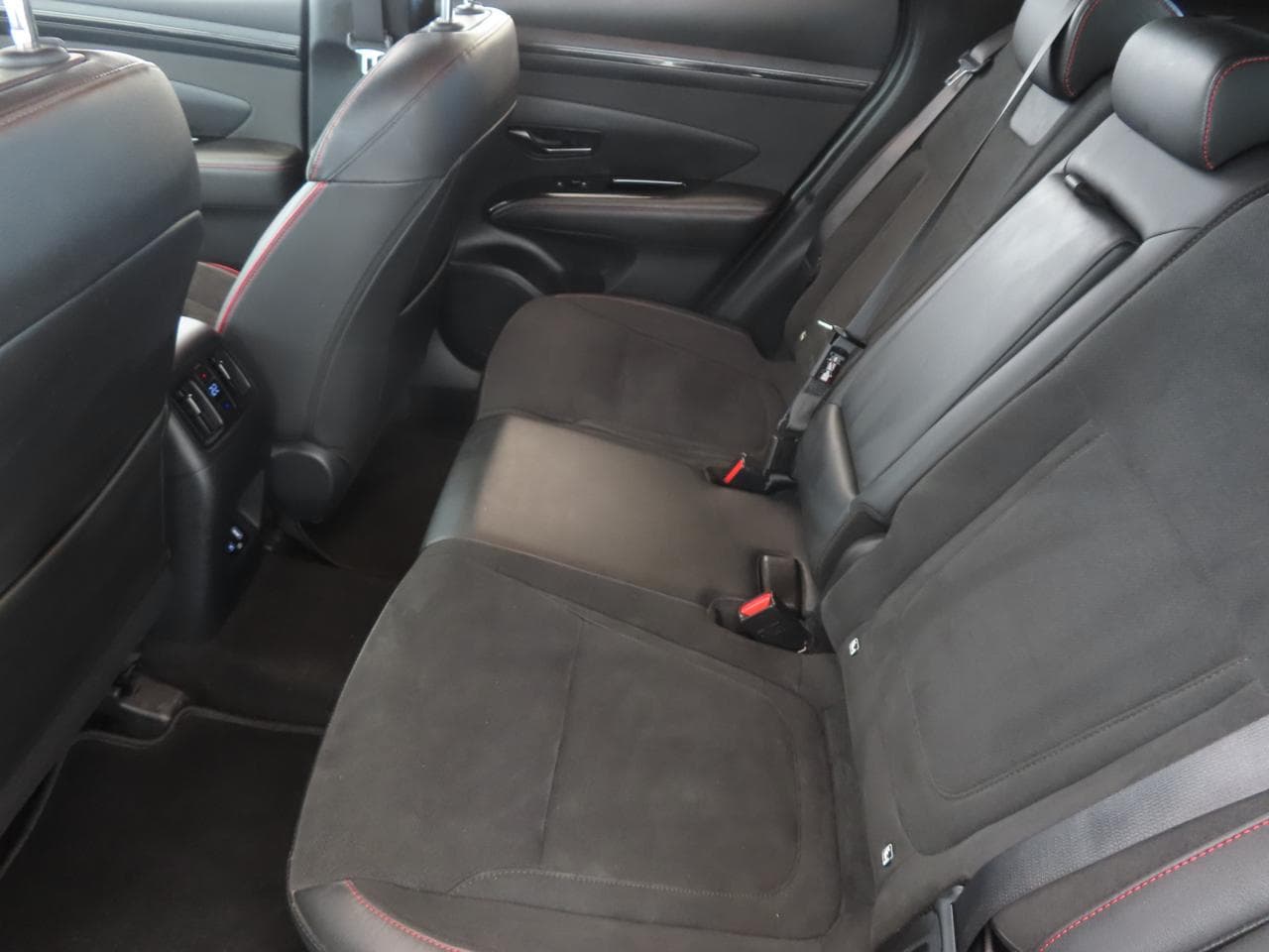 2021 Hyundai TUCSON - 15