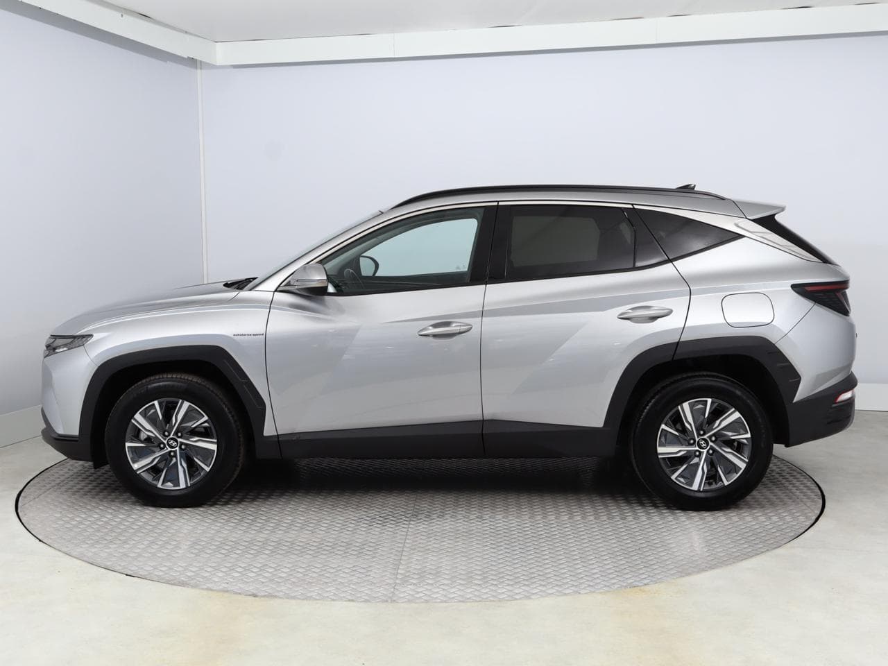 2024 Hyundai TUCSON - 4