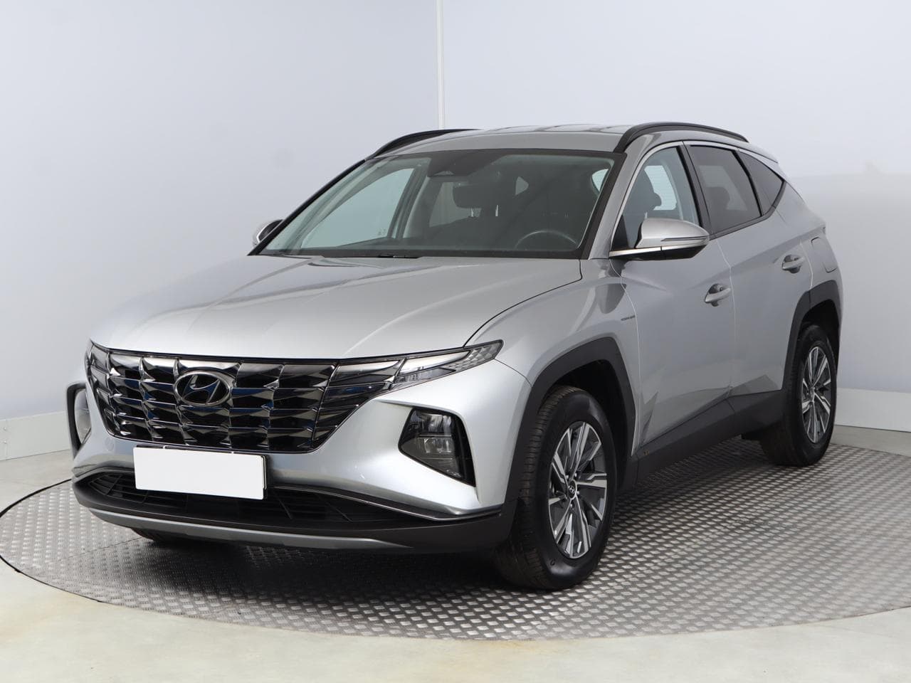 2024 Hyundai TUCSON - 3