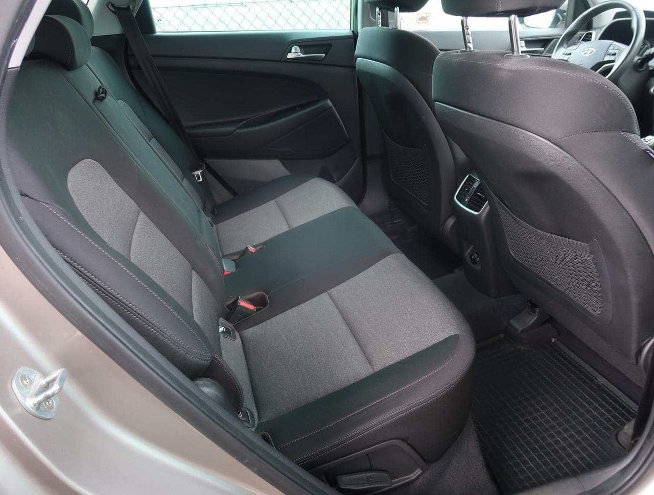 2020 Hyundai TUCSON - 13