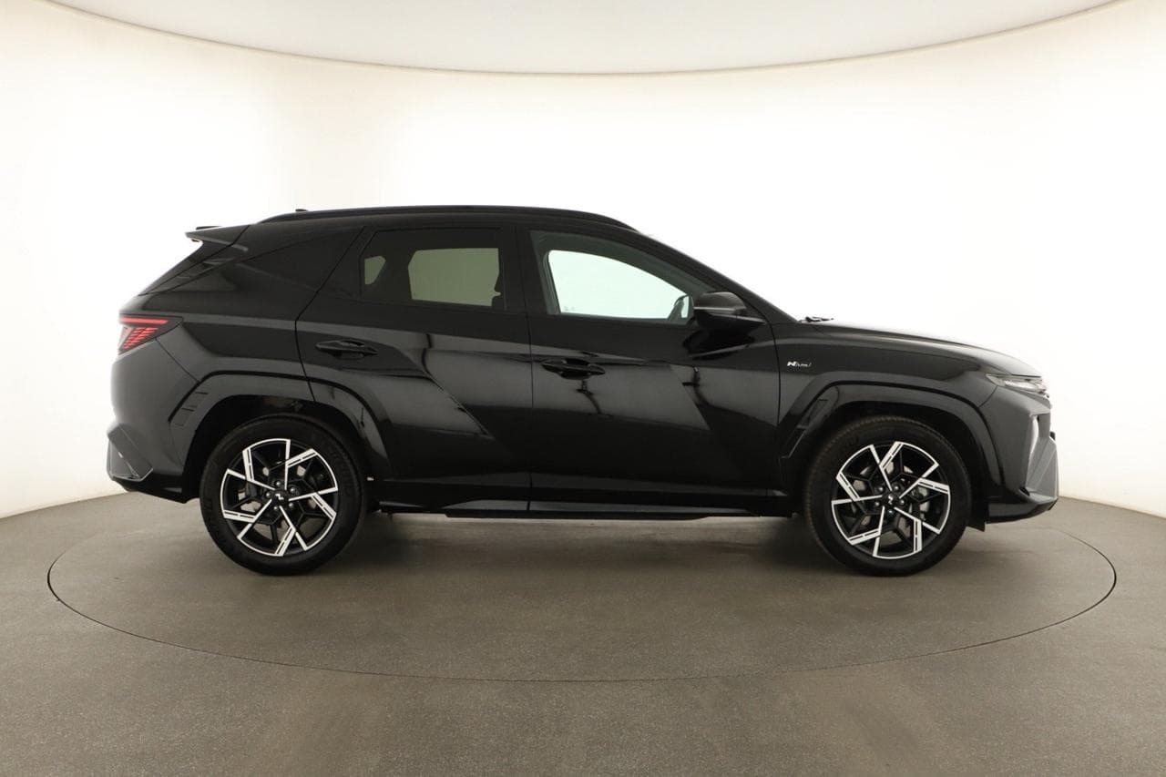 2025 Hyundai TUCSON - 8