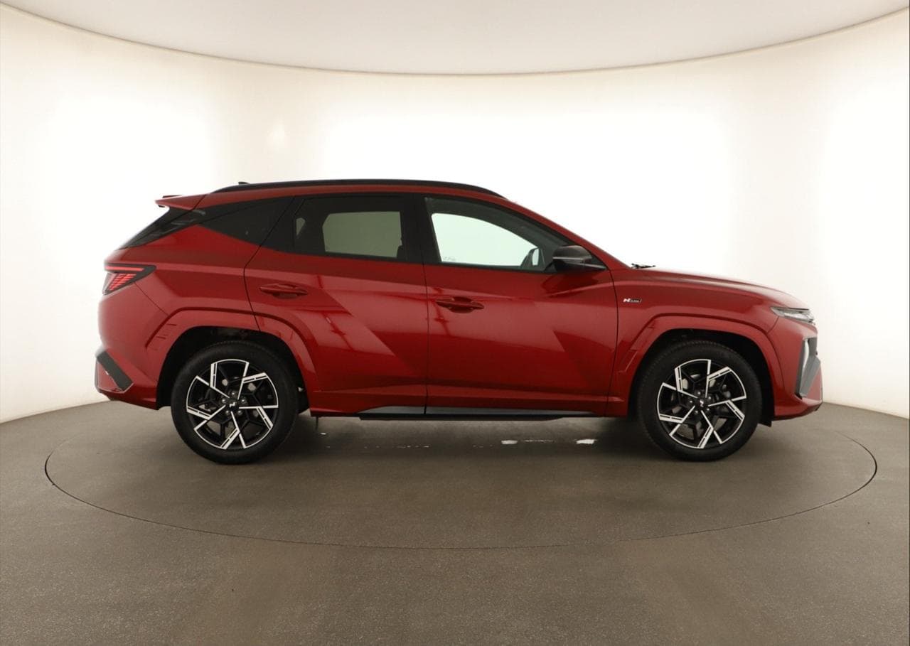 2025 Hyundai TUCSON - 8