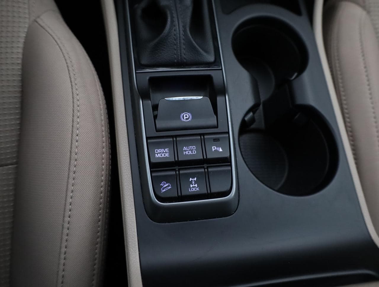 2017 Hyundai TUCSON - 18