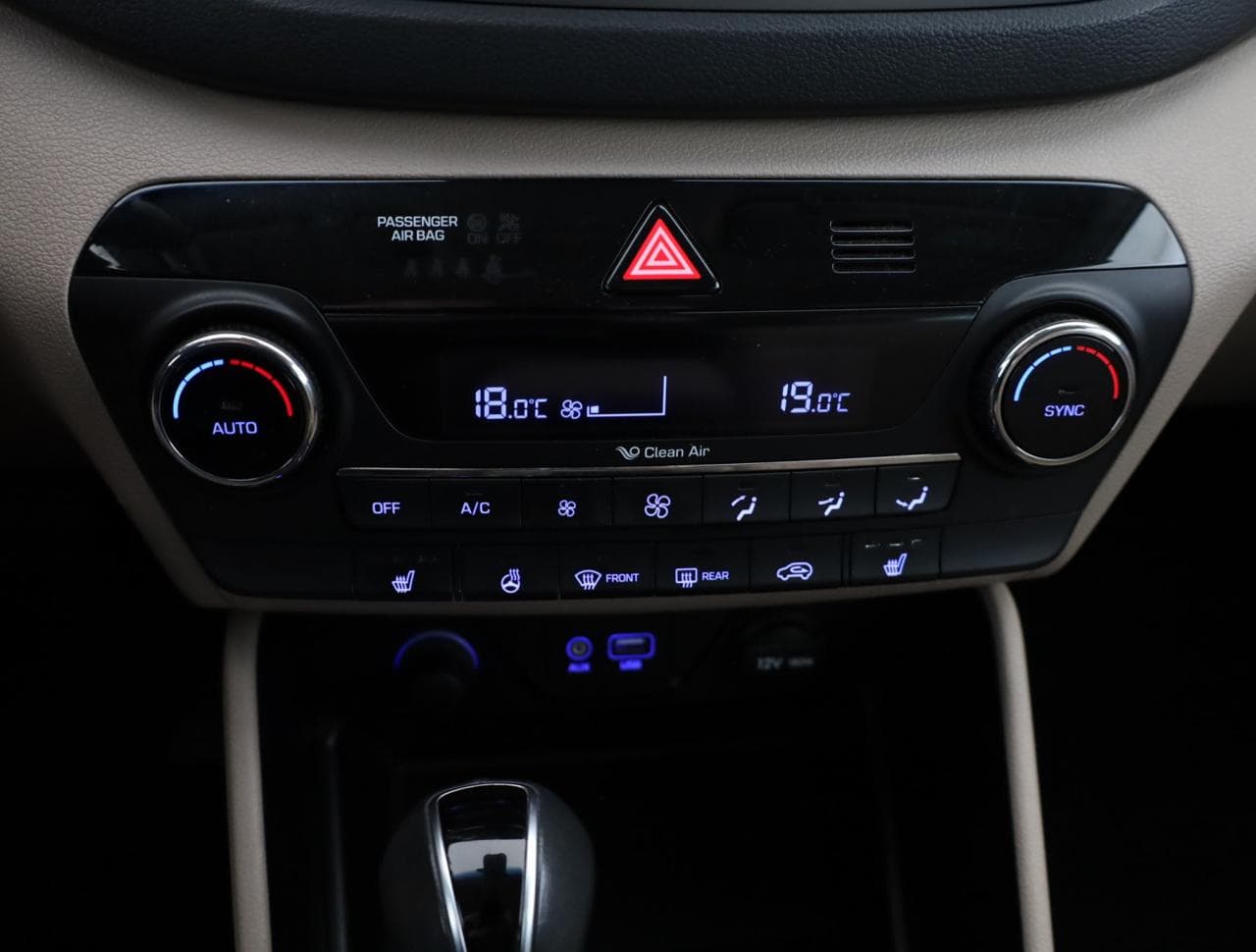 2017 Hyundai TUCSON - 19
