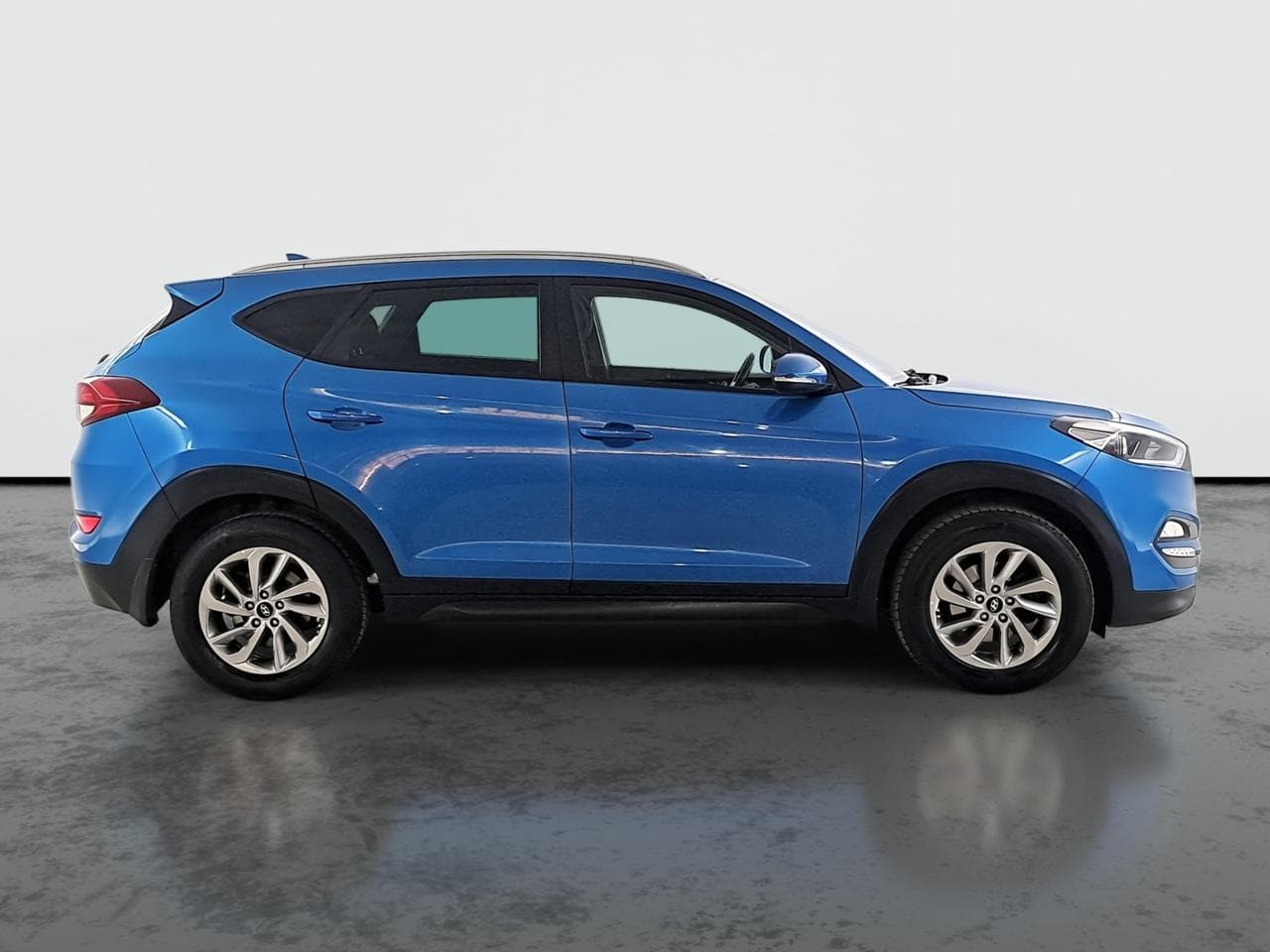 2016 Hyundai TUCSON - 8