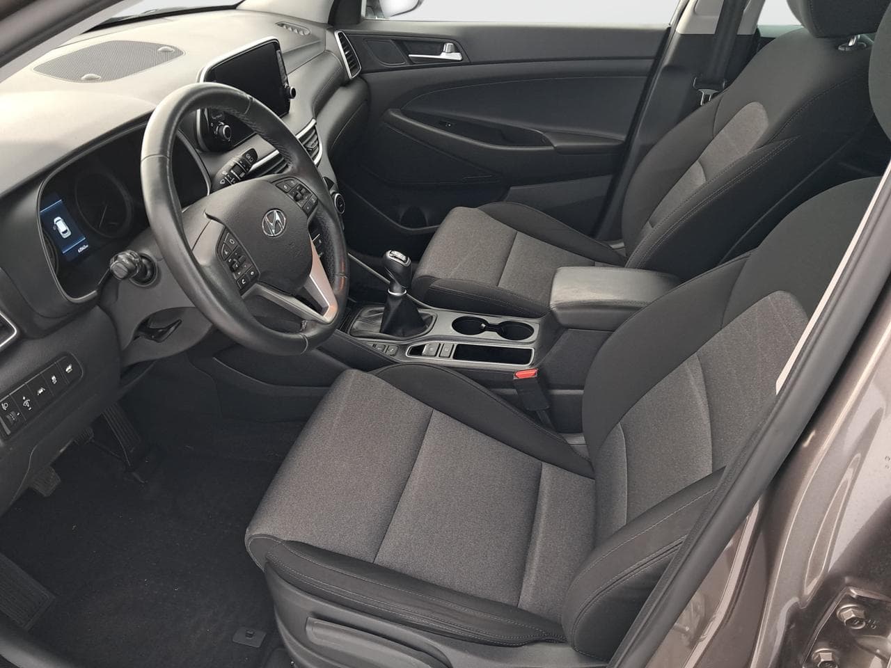 2020 Hyundai TUCSON - 16