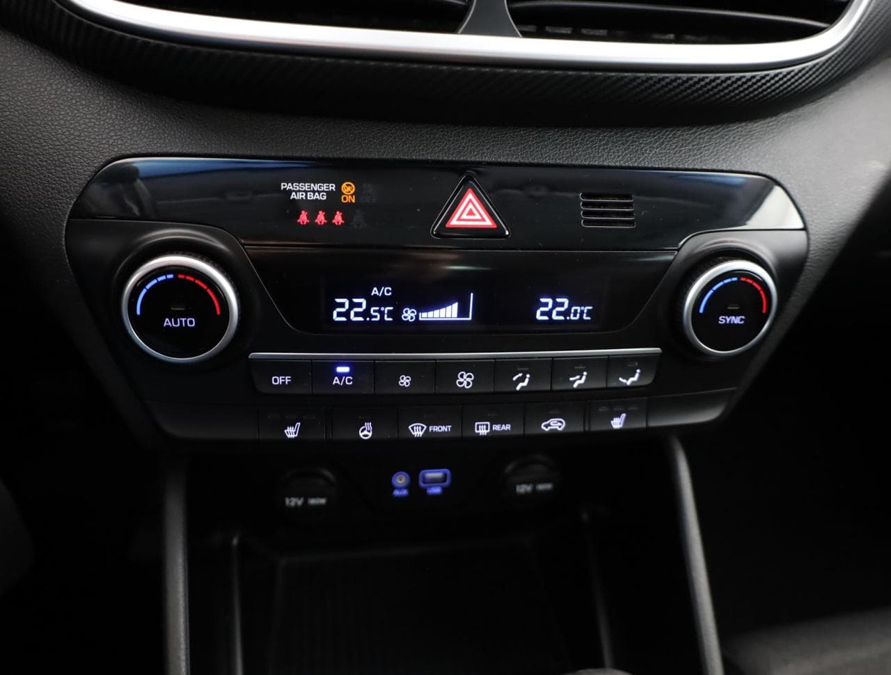 2019 Hyundai TUCSON - 16