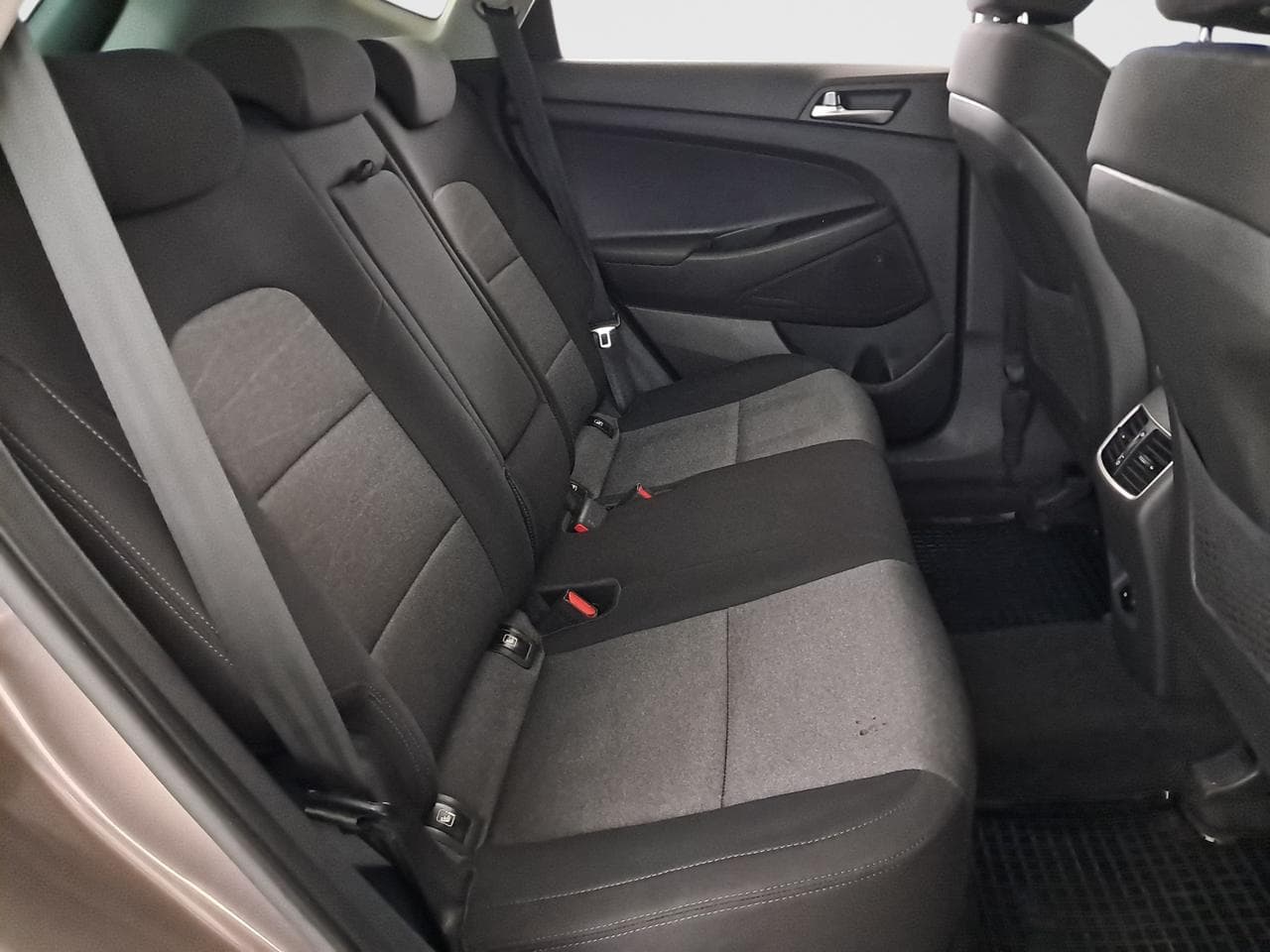 2020 Hyundai TUCSON - 13