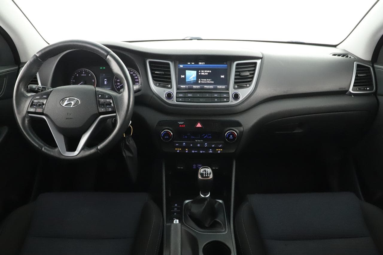 2016 Hyundai TUCSON - 9
