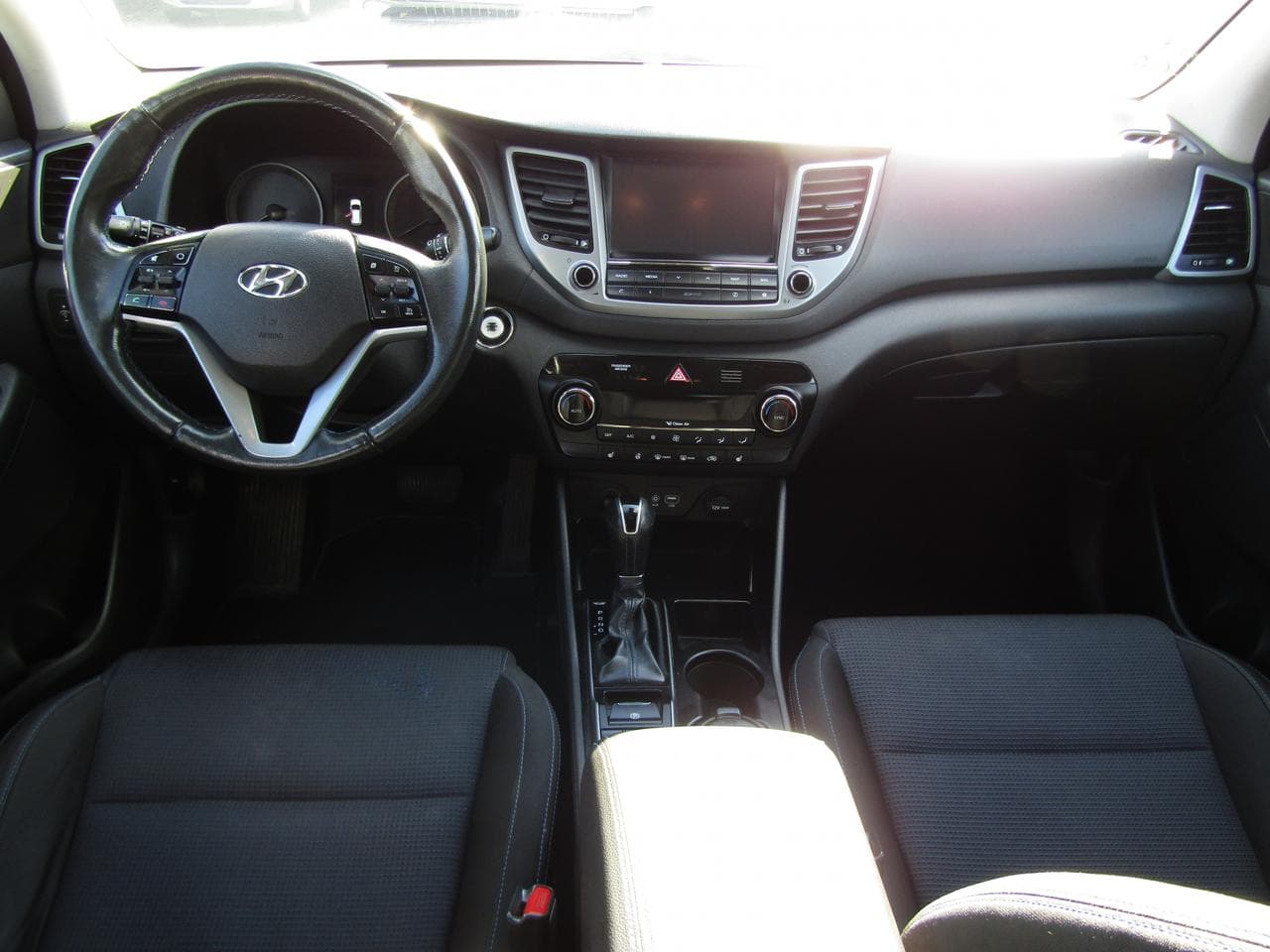 2015 Hyundai TUCSON - 8