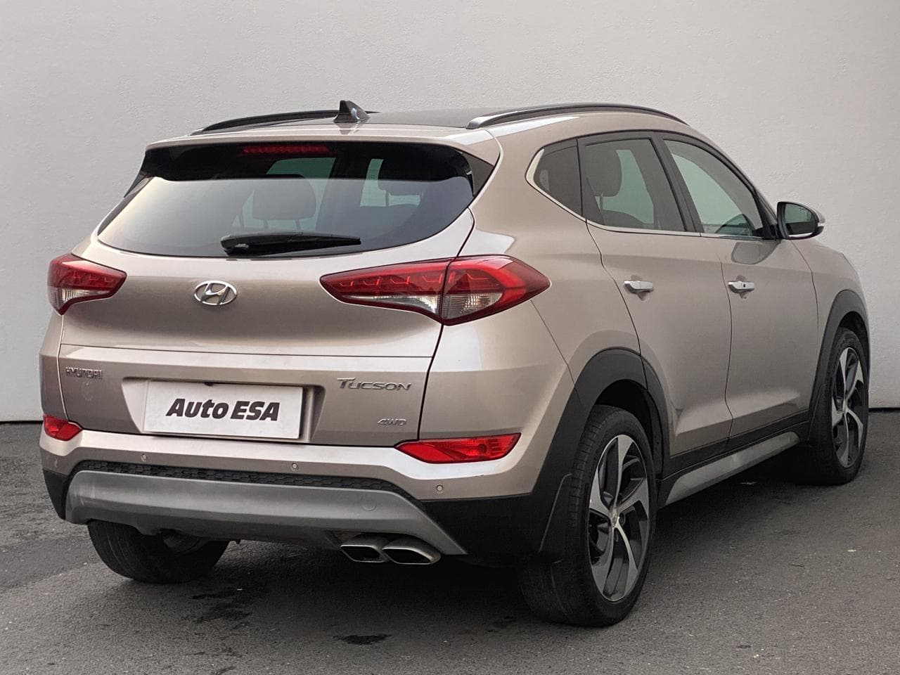 2017 Hyundai TUCSON - 4