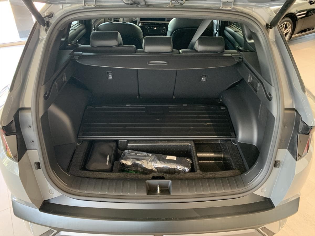 2025 Hyundai TUCSON - 13
