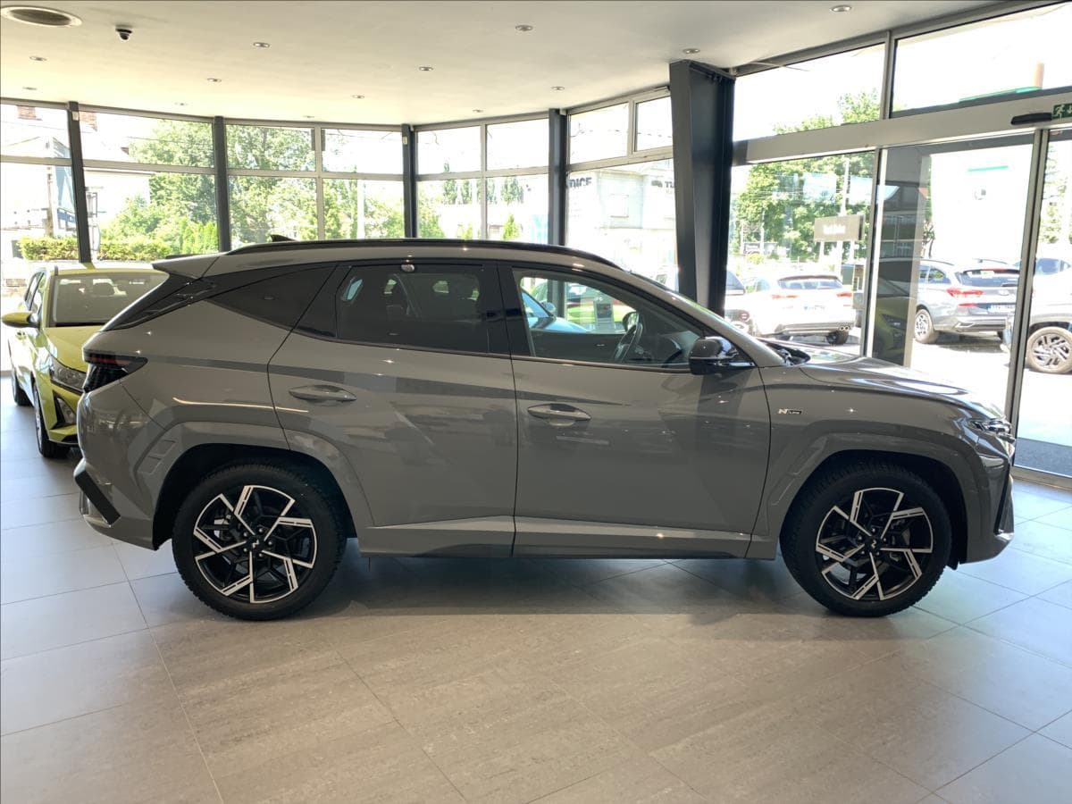 2025 Hyundai TUCSON - 4