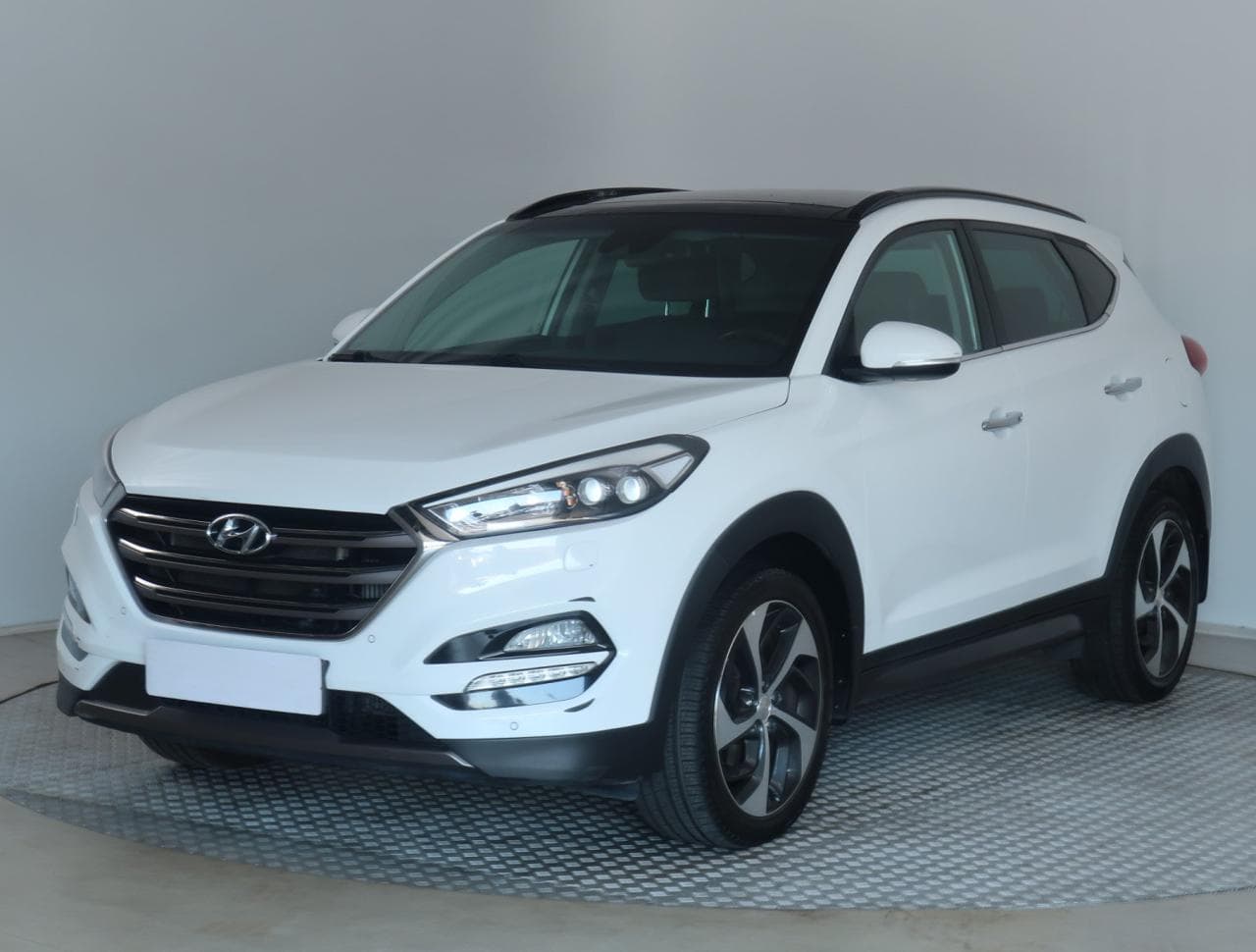 2015 Hyundai TUCSON - 3