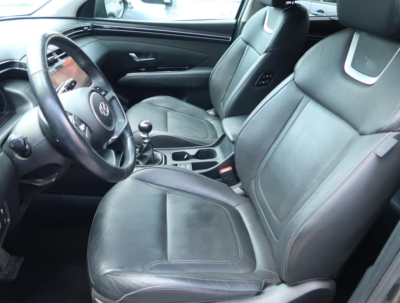 2021 Hyundai TUCSON - 16