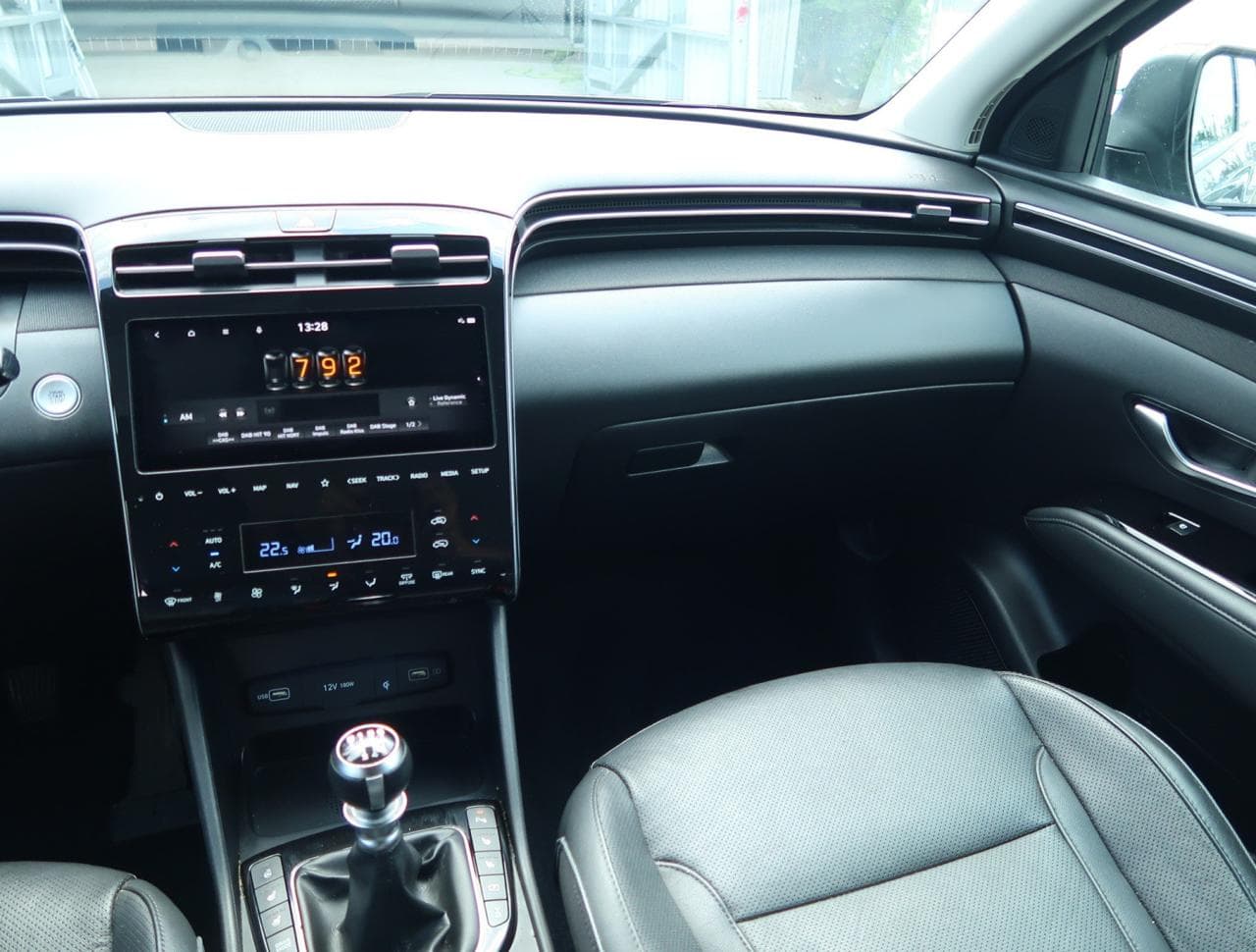 2021 Hyundai TUCSON - 11