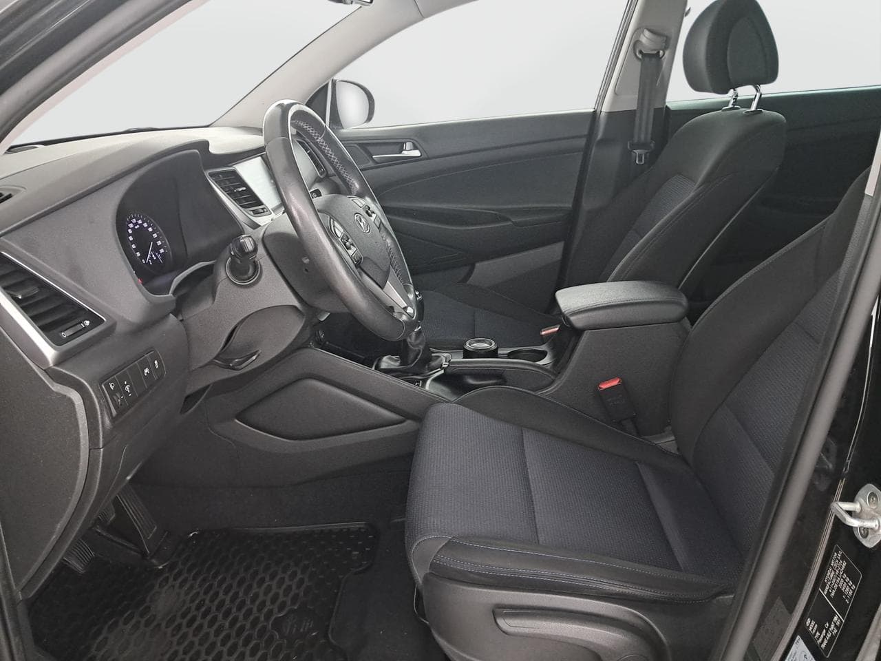 2017 Hyundai TUCSON - 16