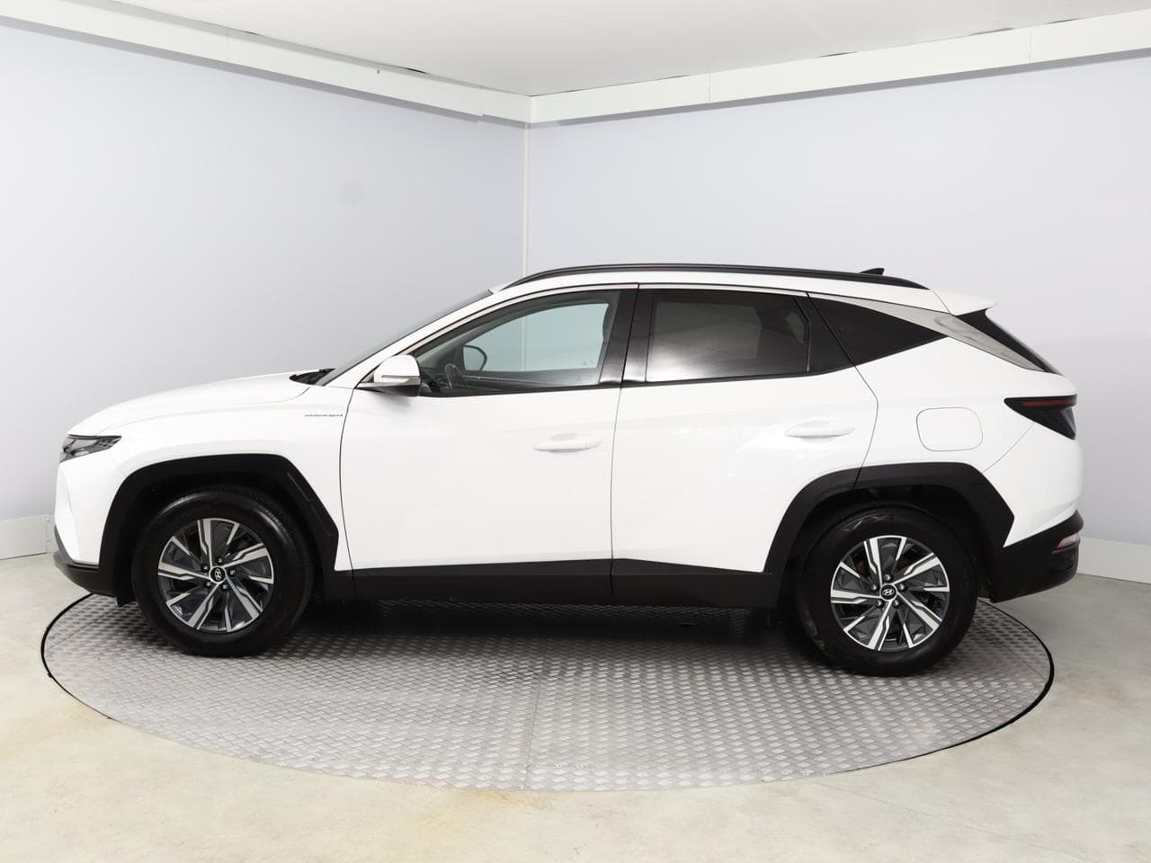 2021 Hyundai TUCSON - 4