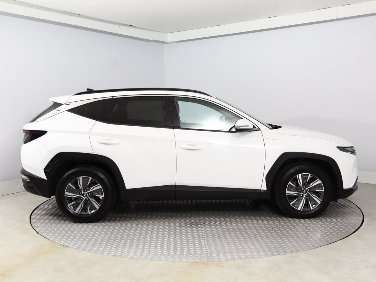 2021 Hyundai TUCSON - 8