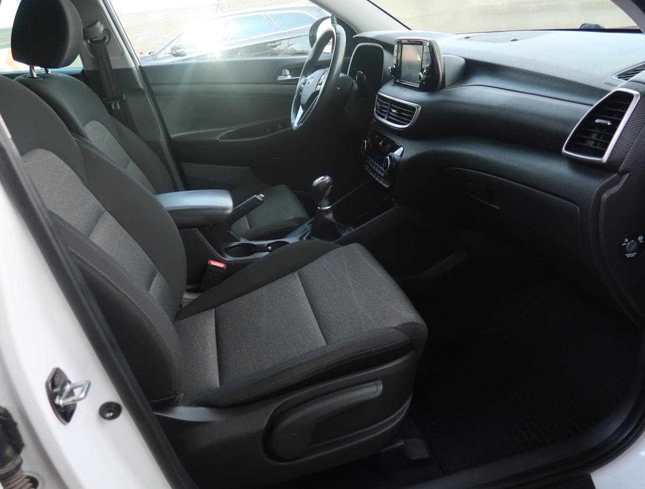 2019 Hyundai TUCSON - 12