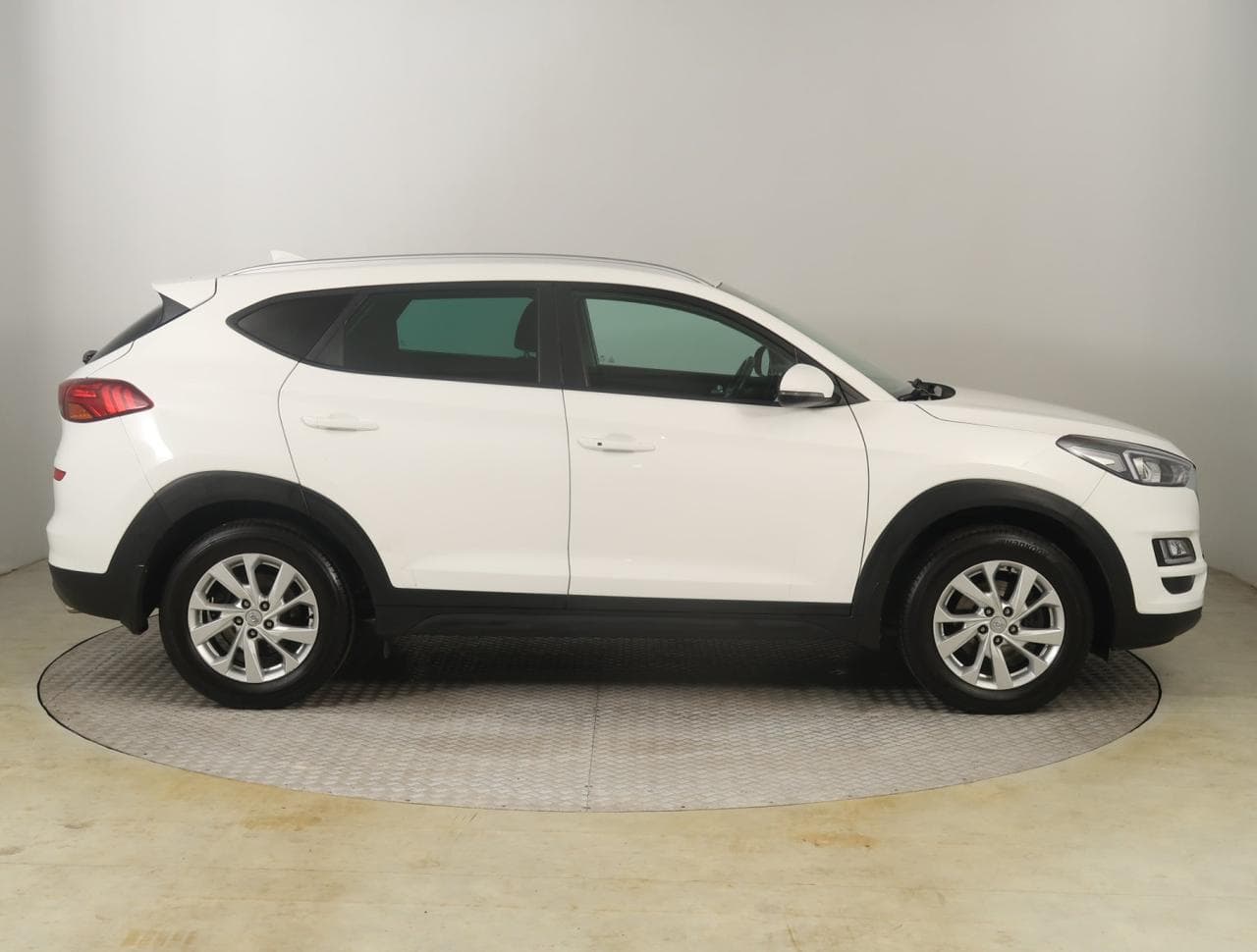 2019 Hyundai TUCSON - 8