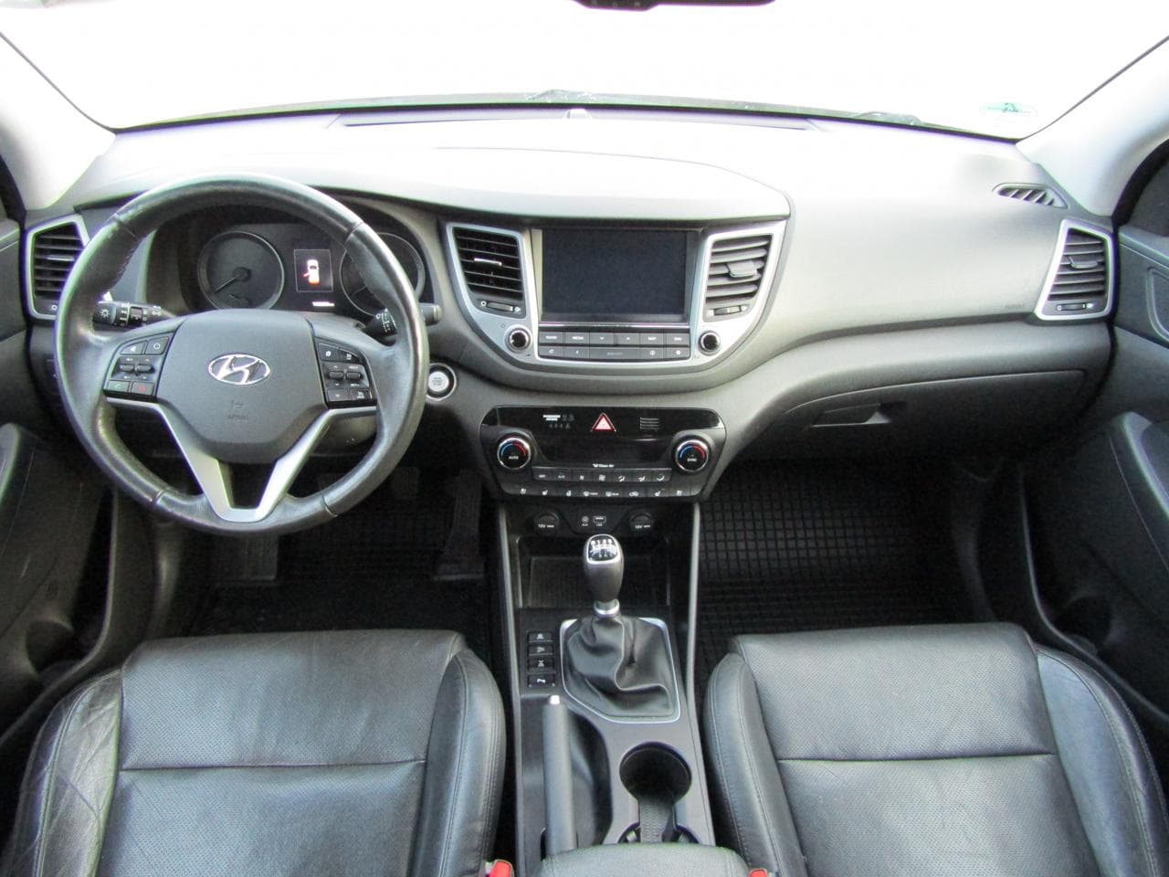 2015 Hyundai TUCSON - 8