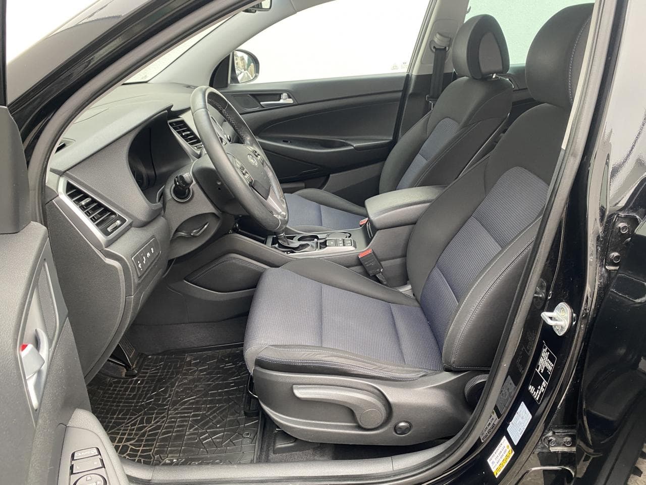 2017 Hyundai TUCSON - 9