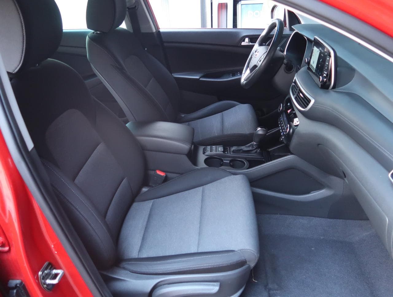2020 Hyundai TUCSON - 12