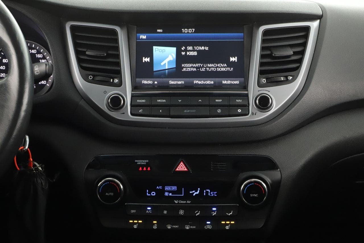 2016 Hyundai TUCSON - 17