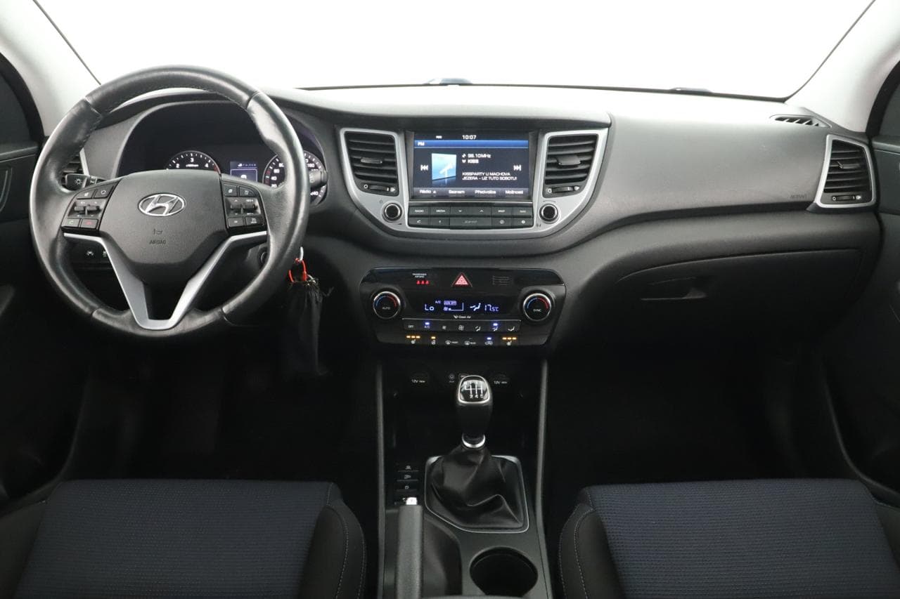 2016 Hyundai TUCSON - 9