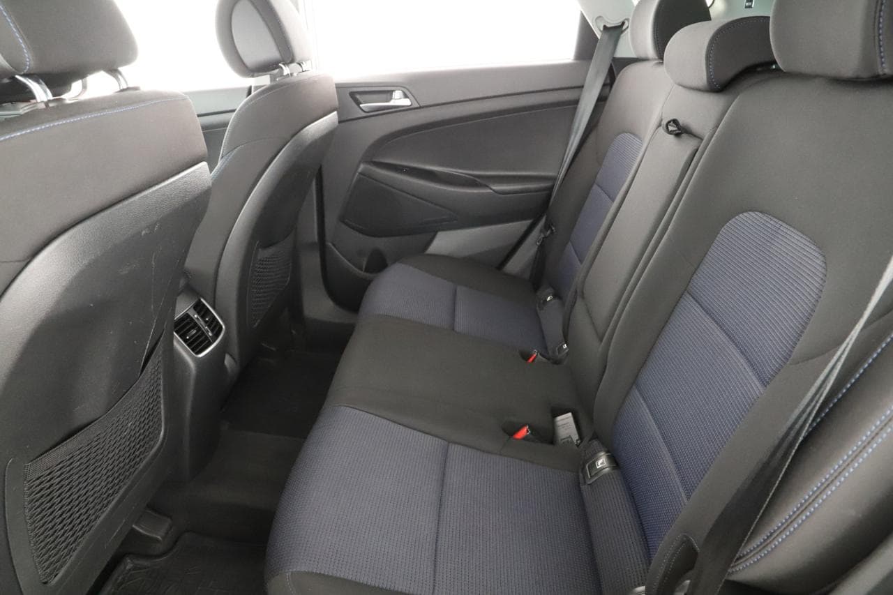 2016 Hyundai TUCSON - 12