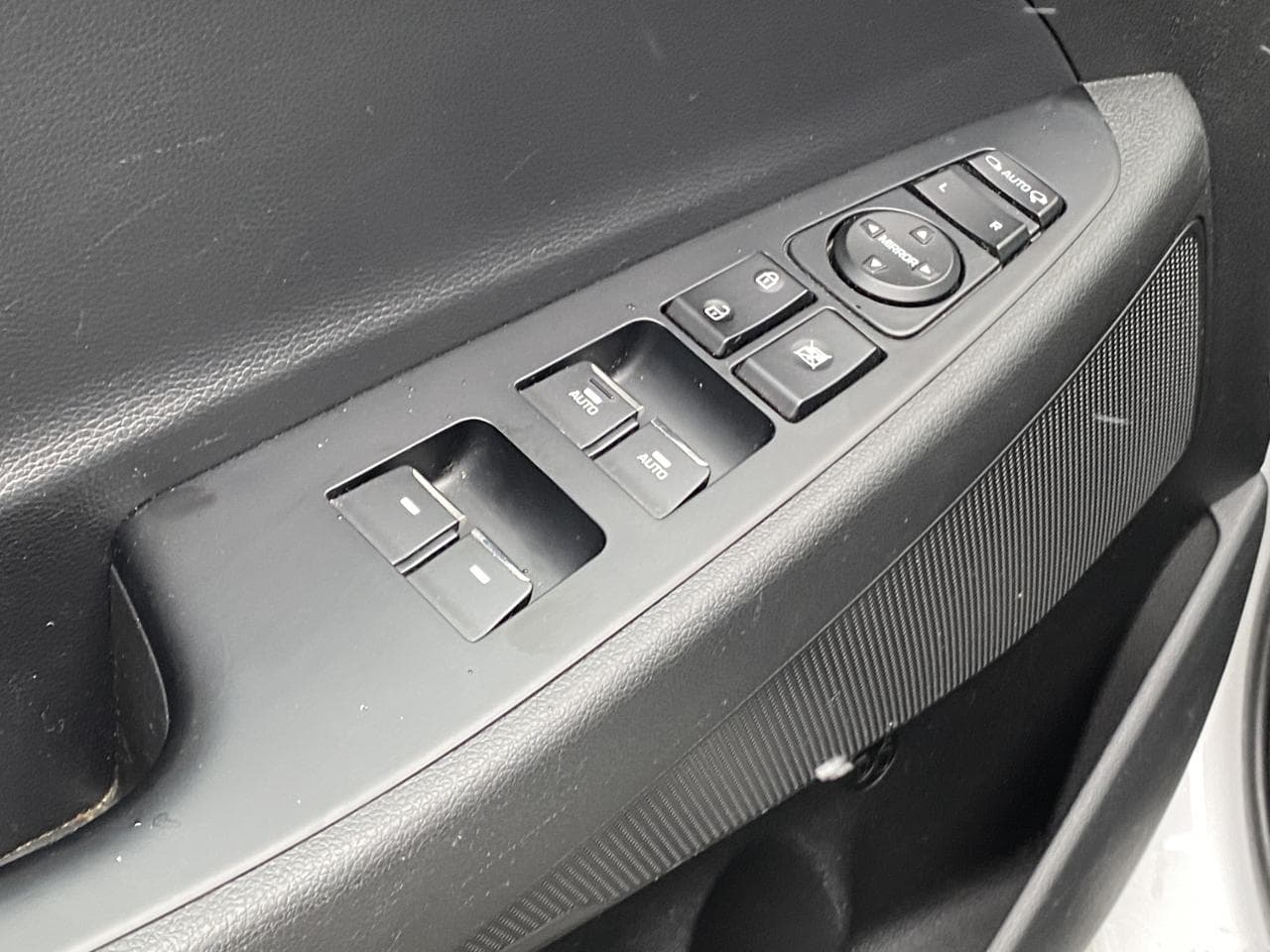 2019 Hyundai TUCSON - 11