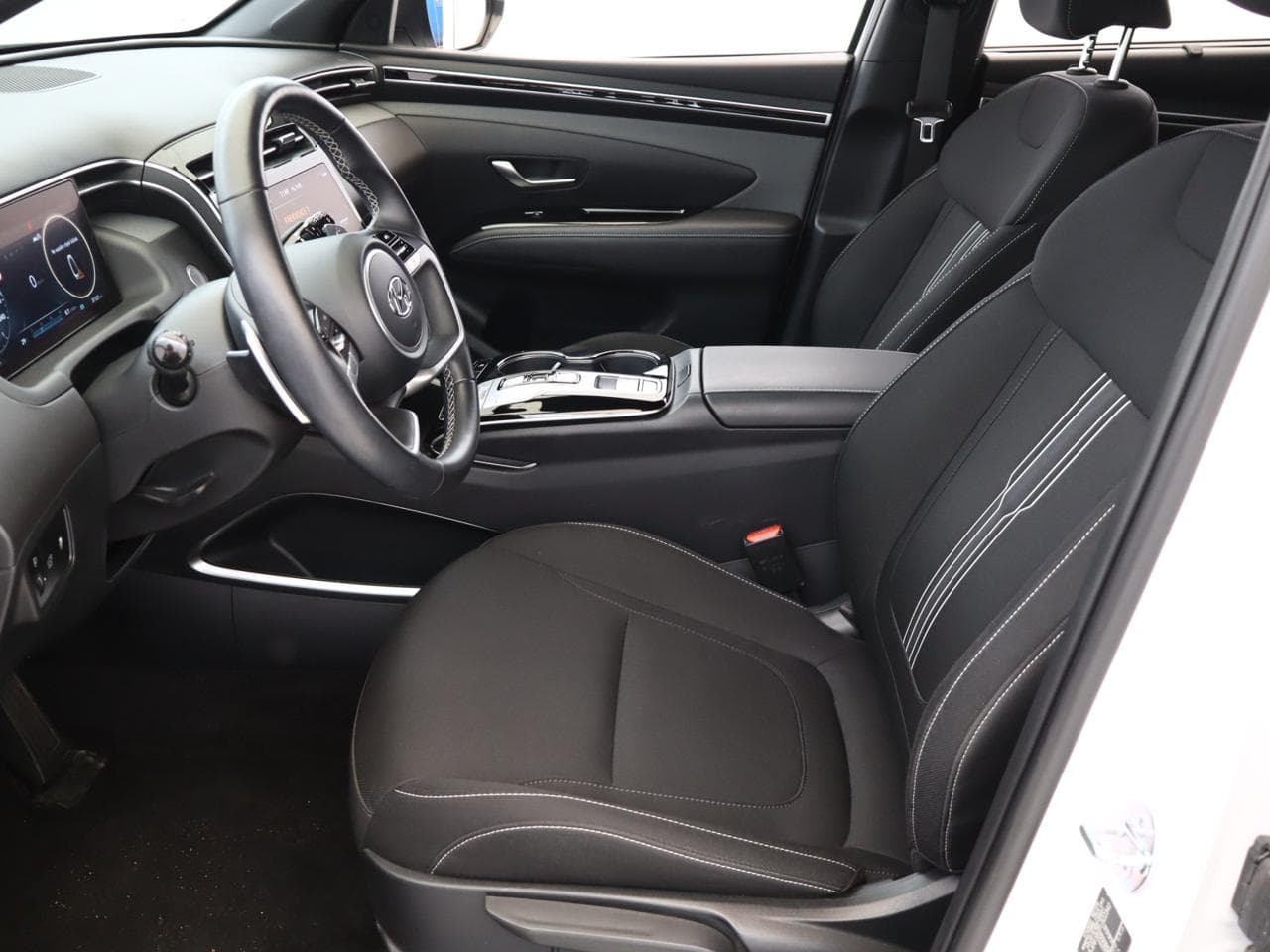2023 Hyundai TUCSON - 14