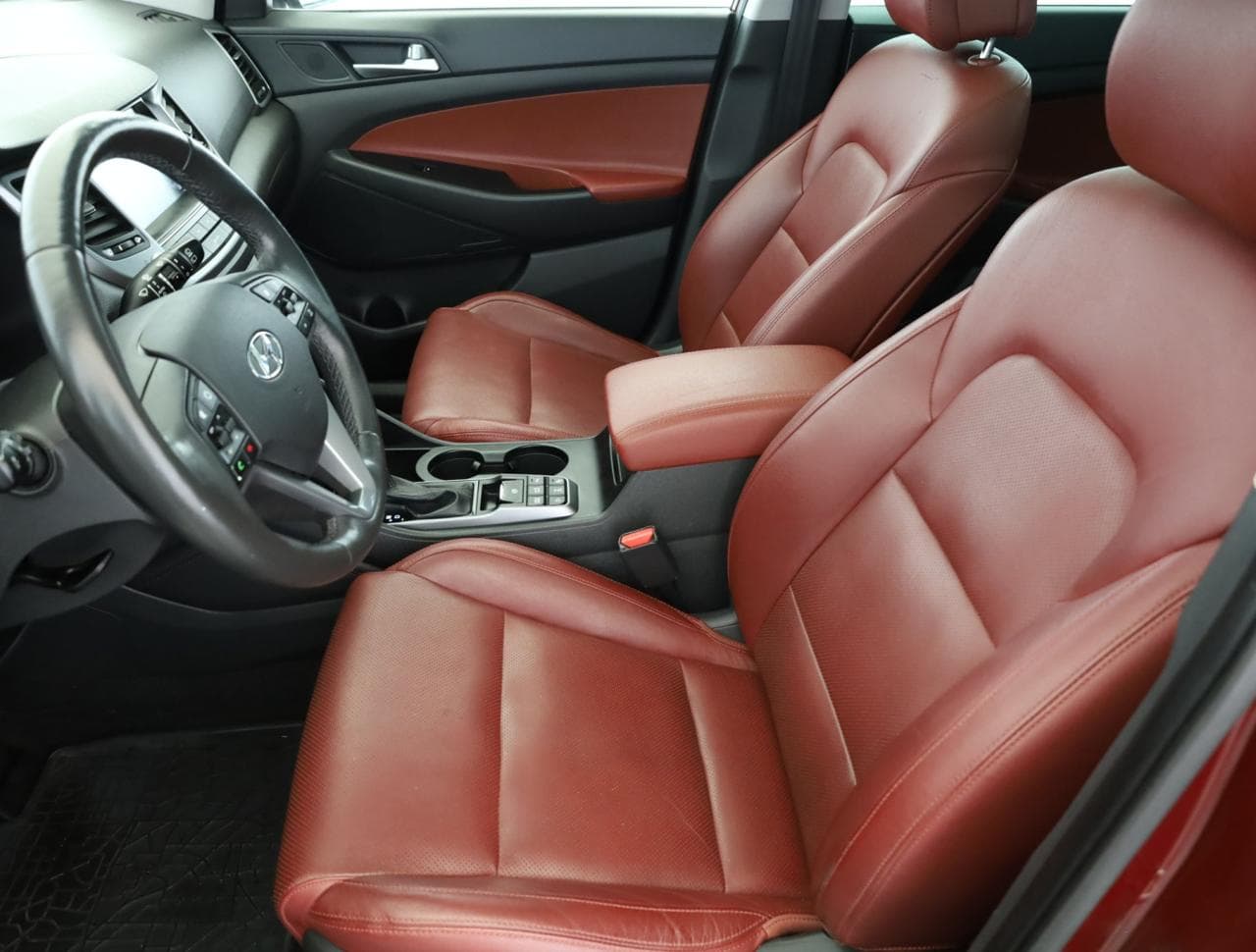 2016 Hyundai TUCSON - 13
