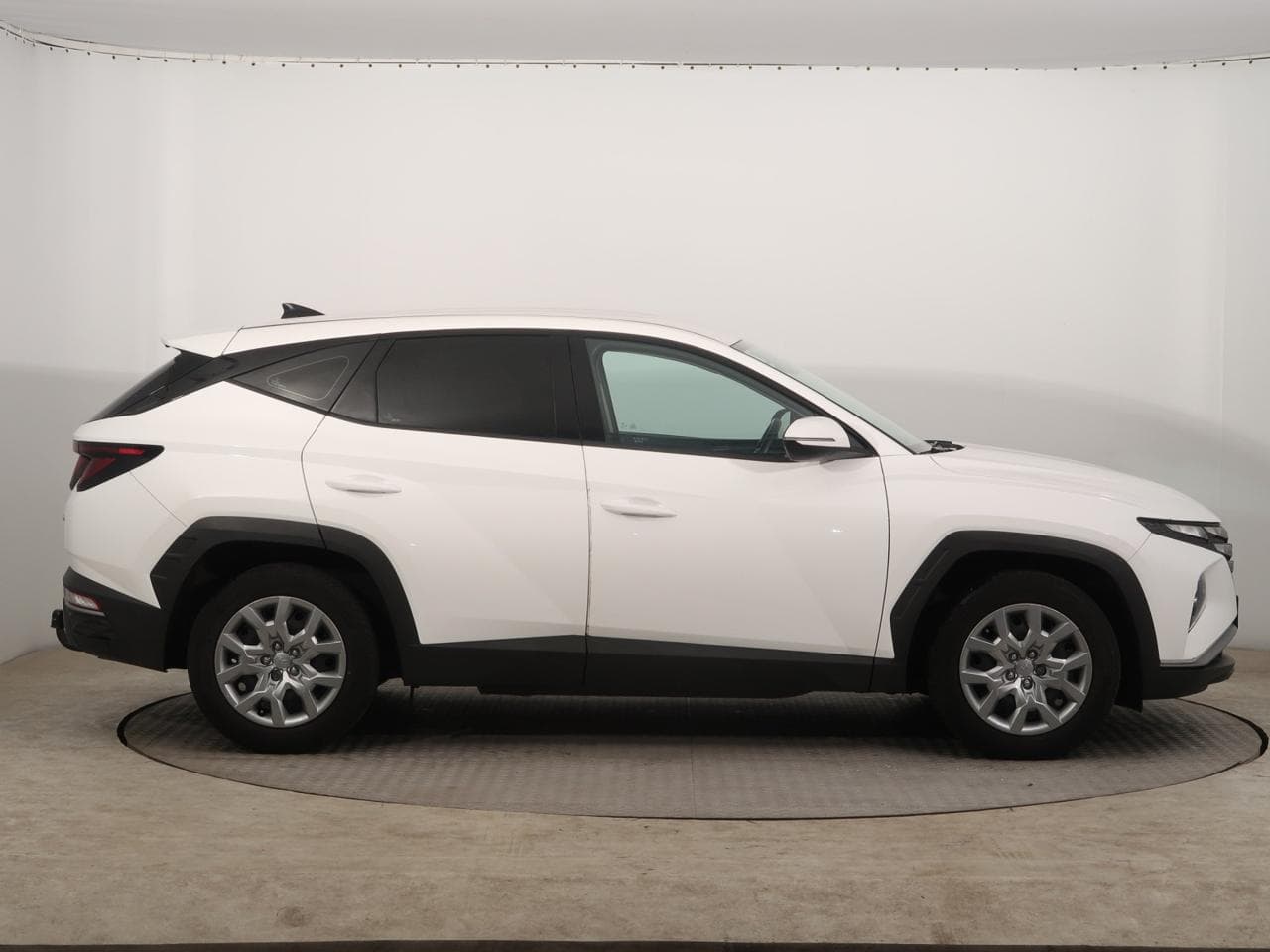 2022 Hyundai TUCSON - 8