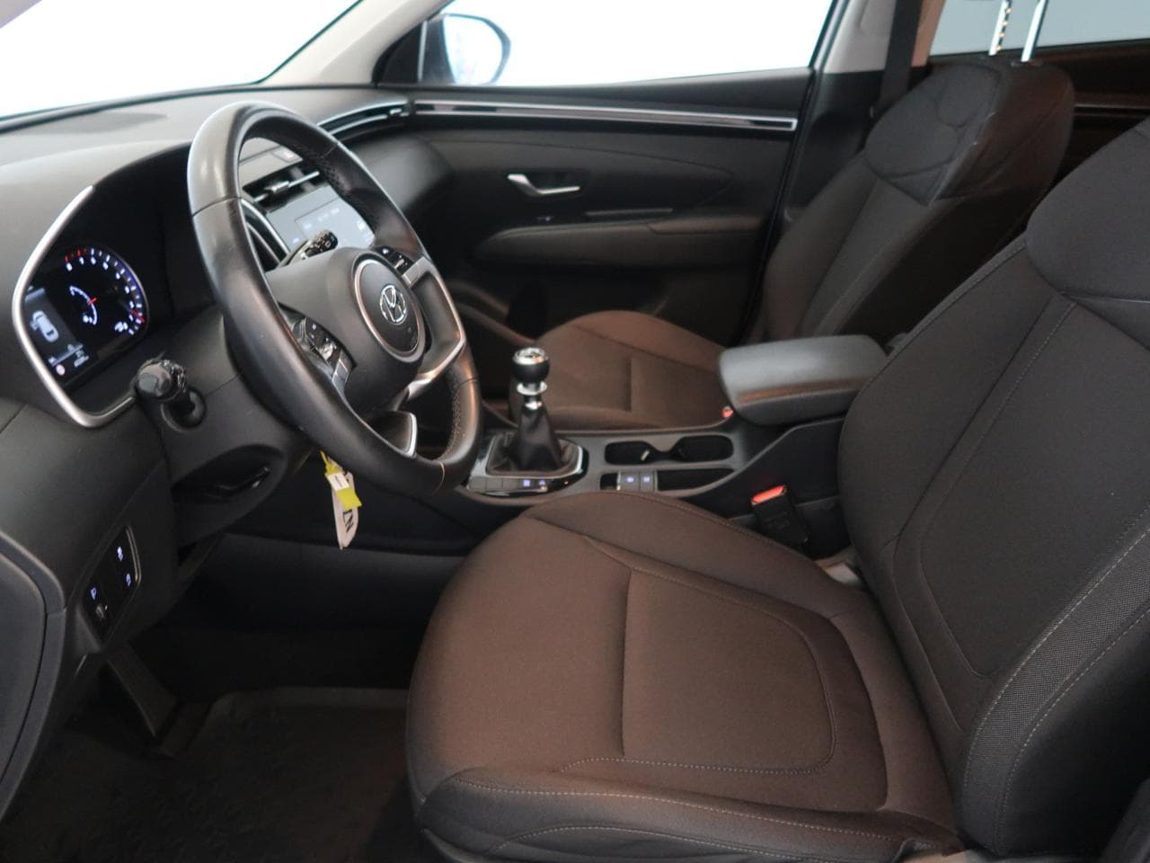 2022 Hyundai TUCSON - 16