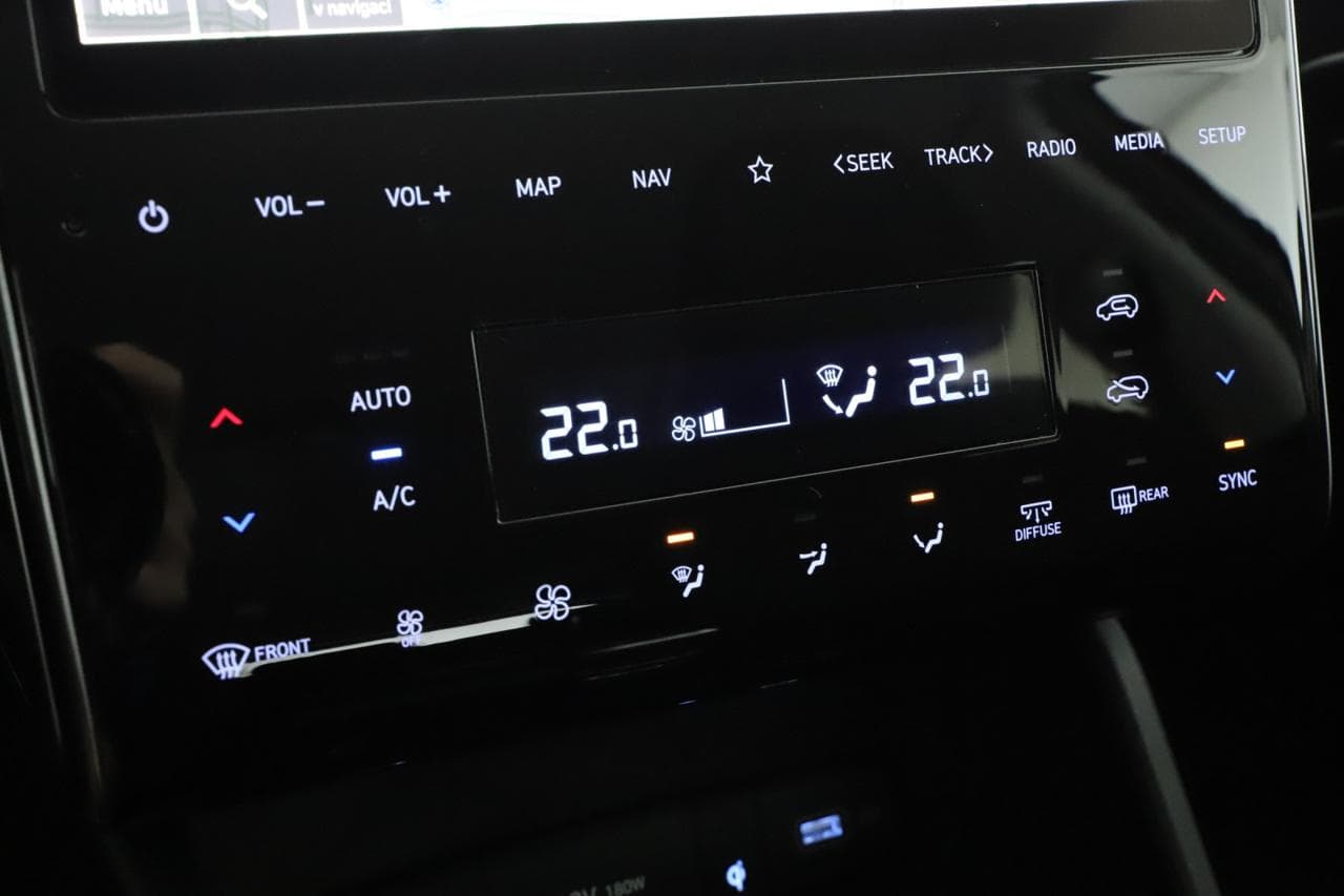 2022 Hyundai TUCSON - 19