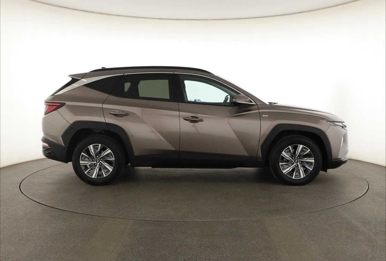 2022 Hyundai TUCSON - 8