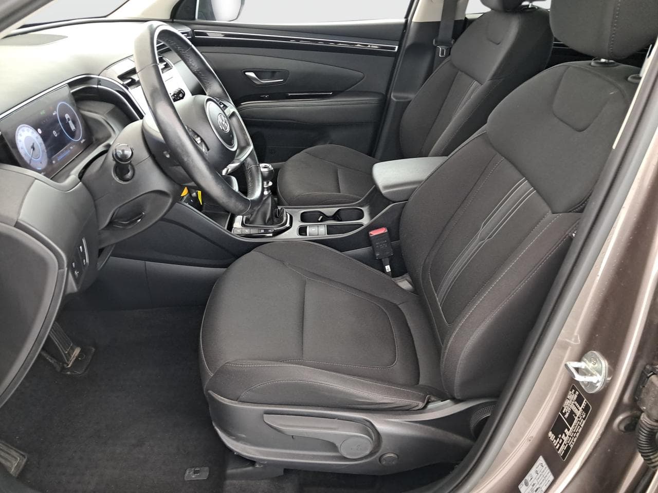 2022 Hyundai TUCSON - 16