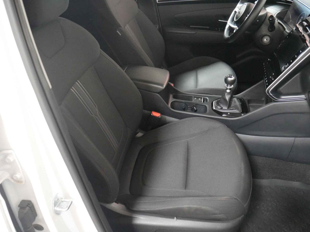 2023 Hyundai TUCSON - 12