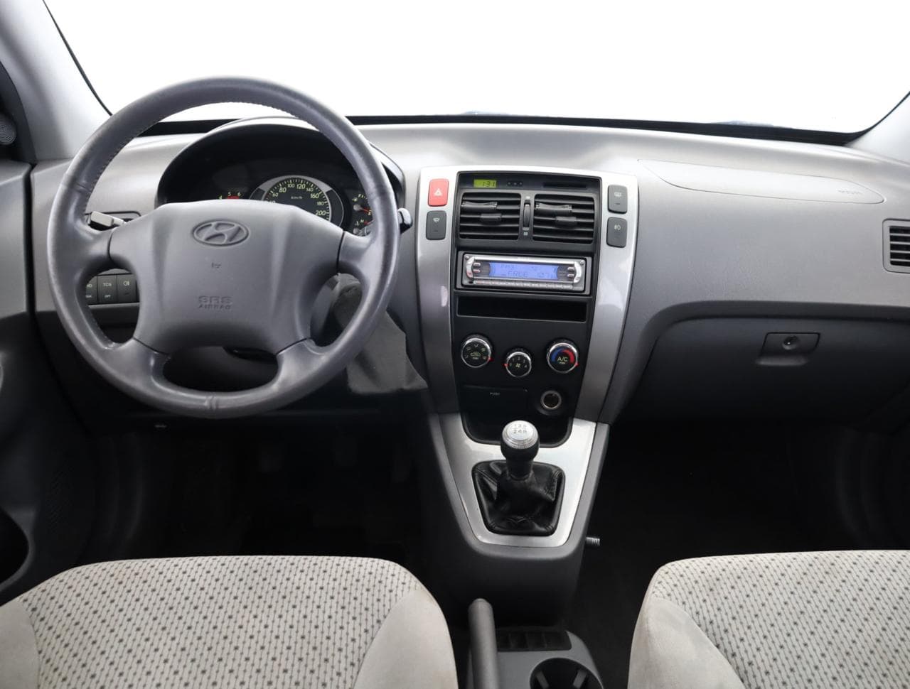 2005 Hyundai TUCSON - 9