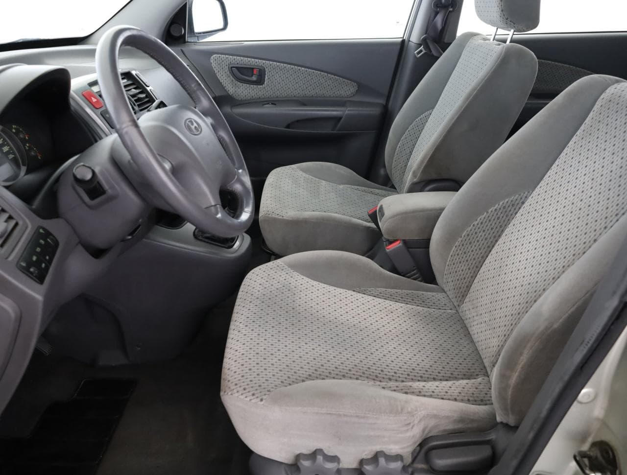 2005 Hyundai TUCSON - 13