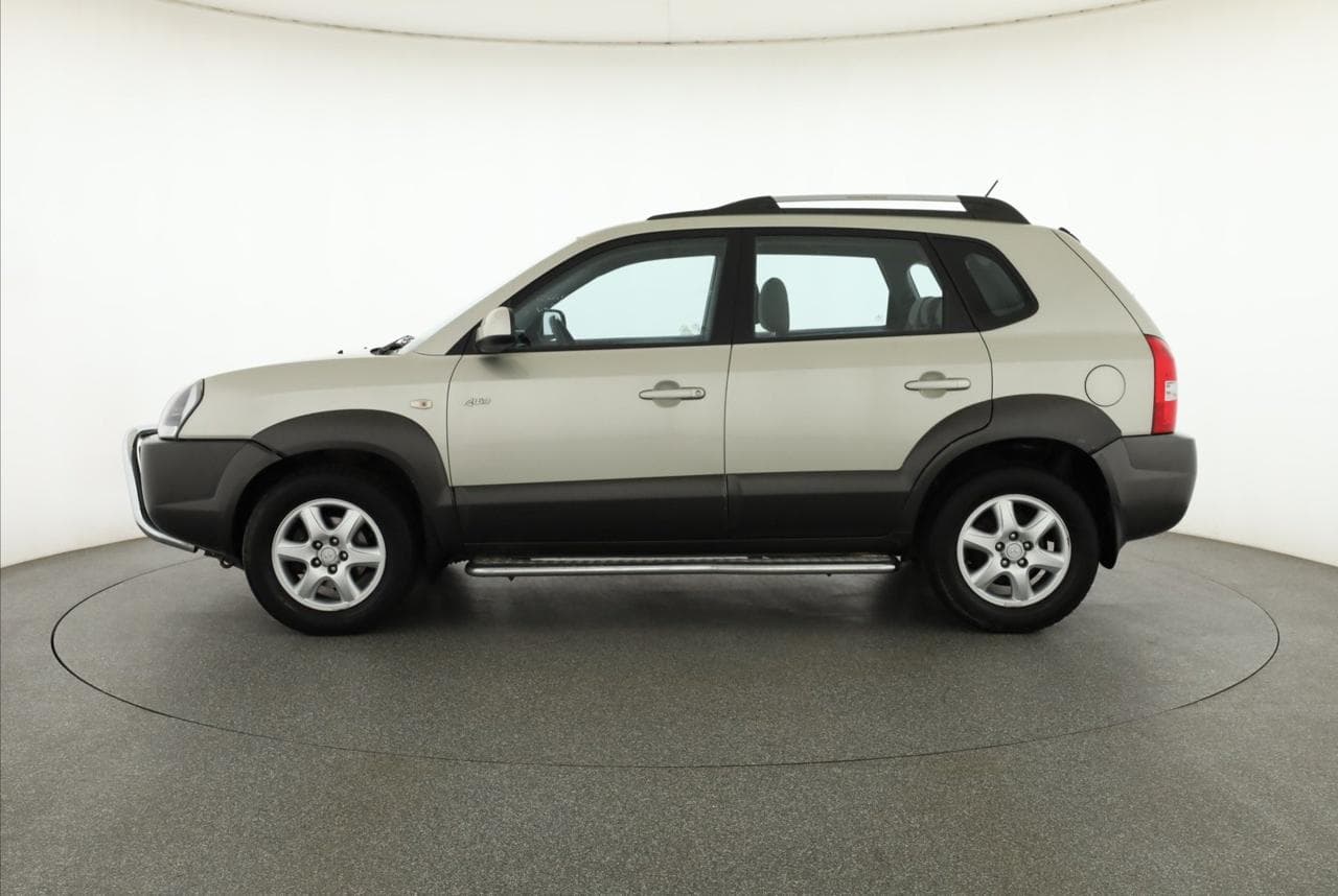 2005 Hyundai TUCSON - 4