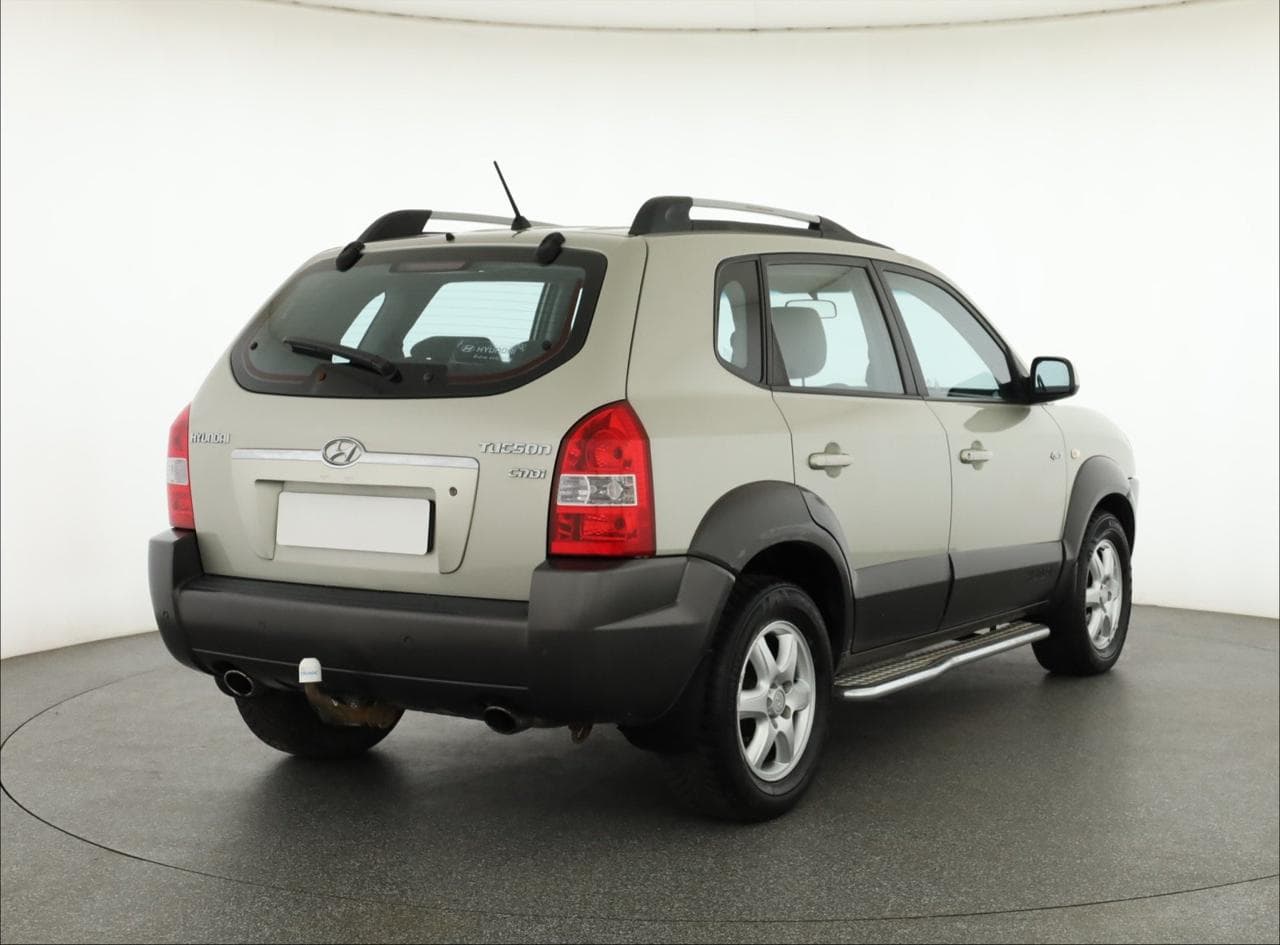 2005 Hyundai TUCSON - 7
