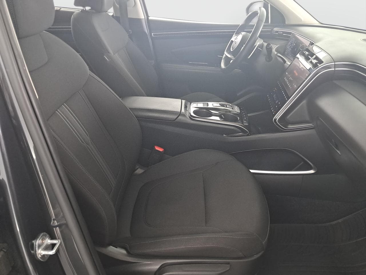 2023 Hyundai TUCSON - 12
